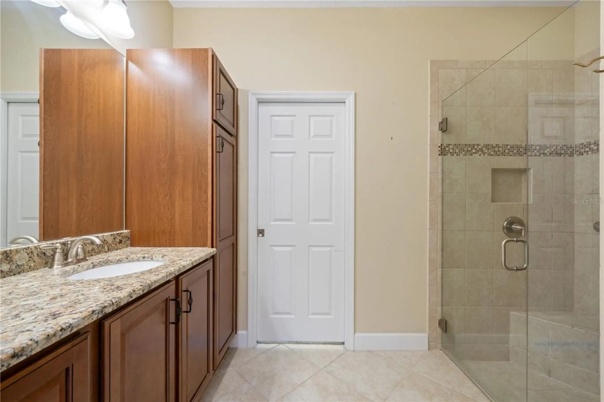 Property Slideshow image 37 of 57 | 802 chipper dr, Sun City Center, FL, 33573