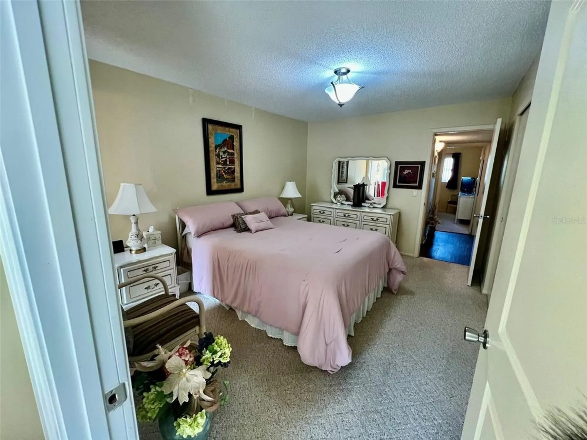 Property Slideshow image 14 of 44 | 2461 rhodesian dr 51, Clearwater, FL, 33763