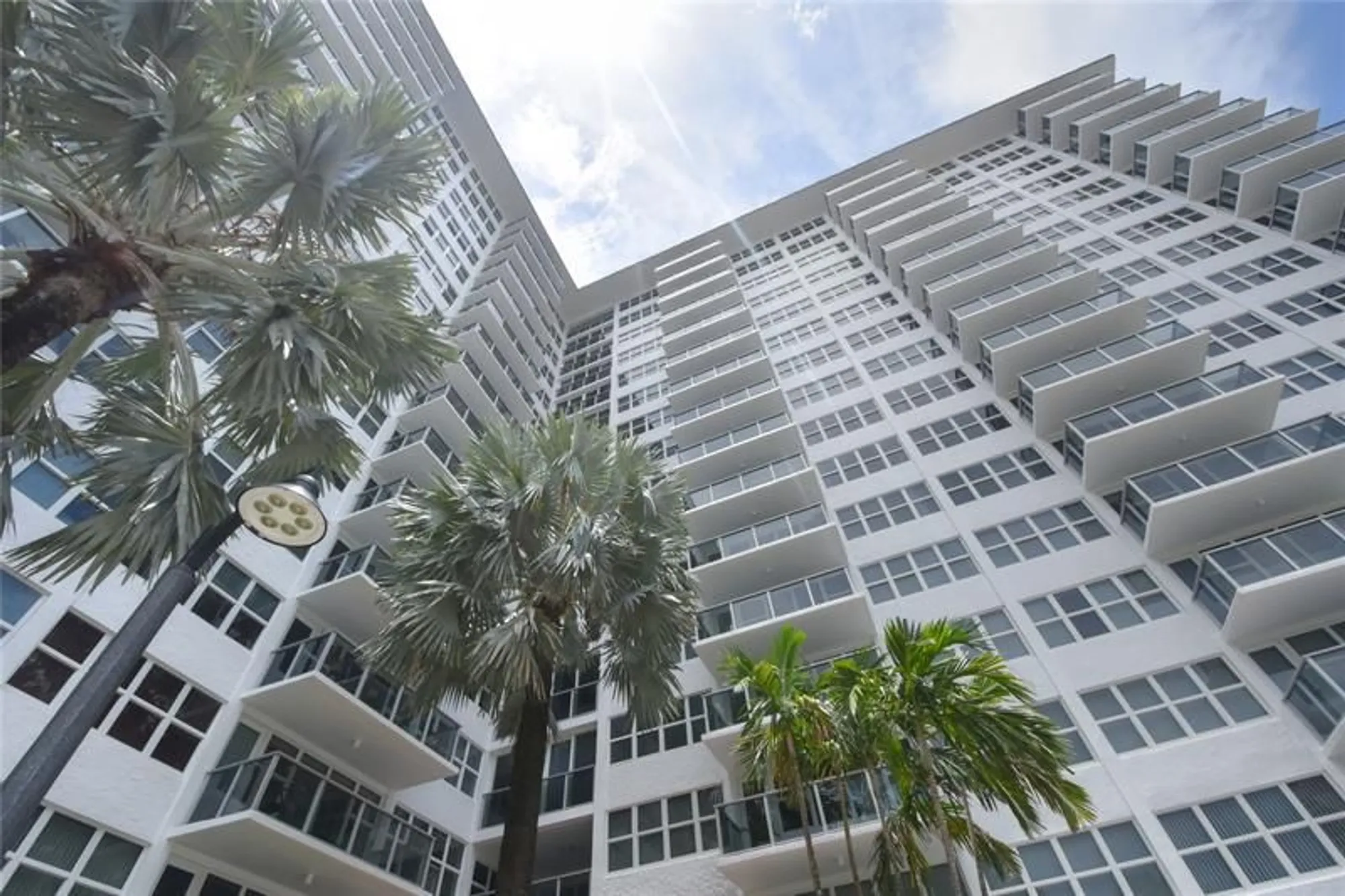 Property Slideshow image 23 of 38 | 3333 ne 34th st 1402, Fort Lauderdale, FL, 33308