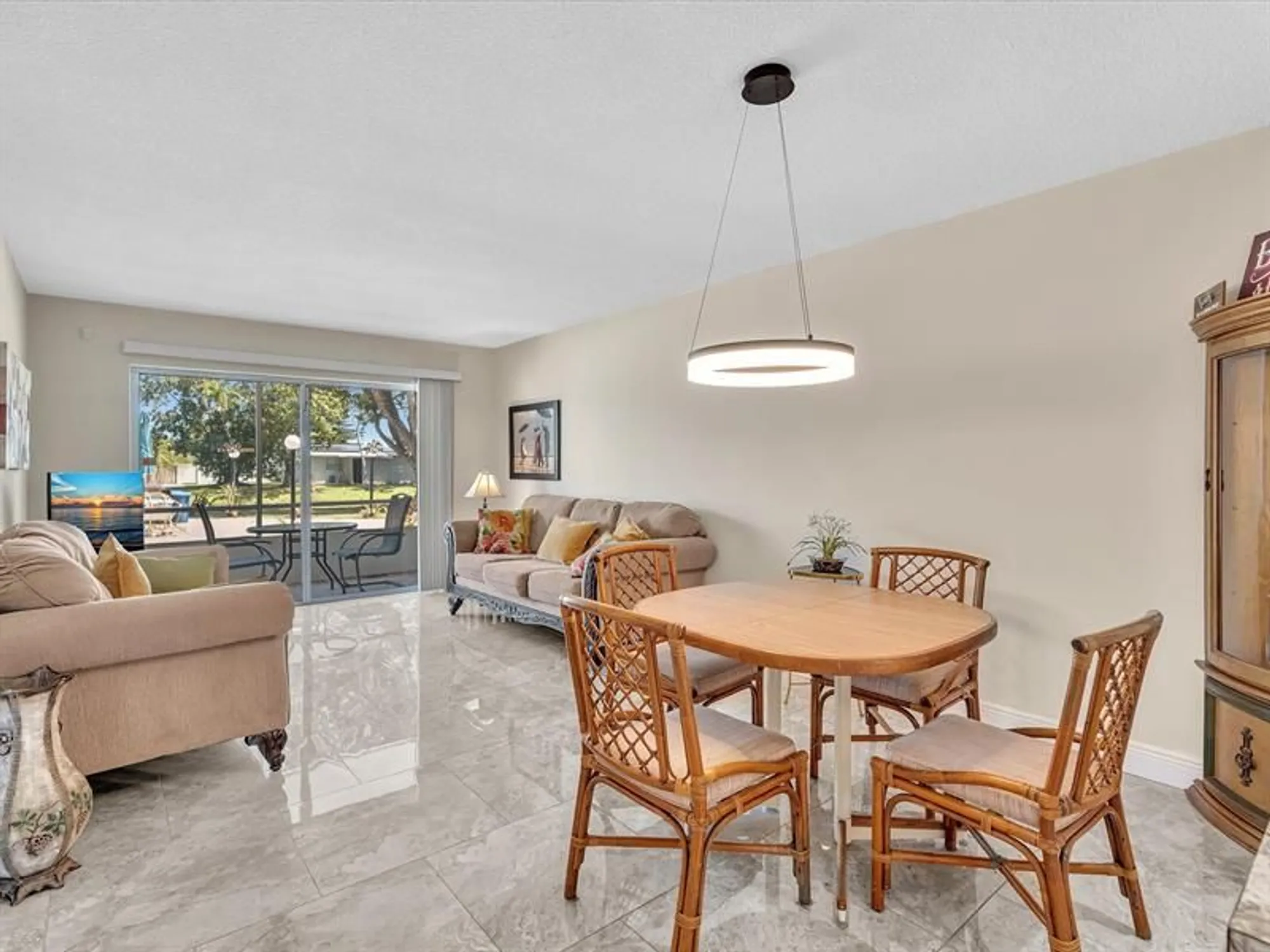 Property Slideshow image 13 of 41 | 2801 nw 47th ter apt 106, Lauderdale Lakes, FL, 33313