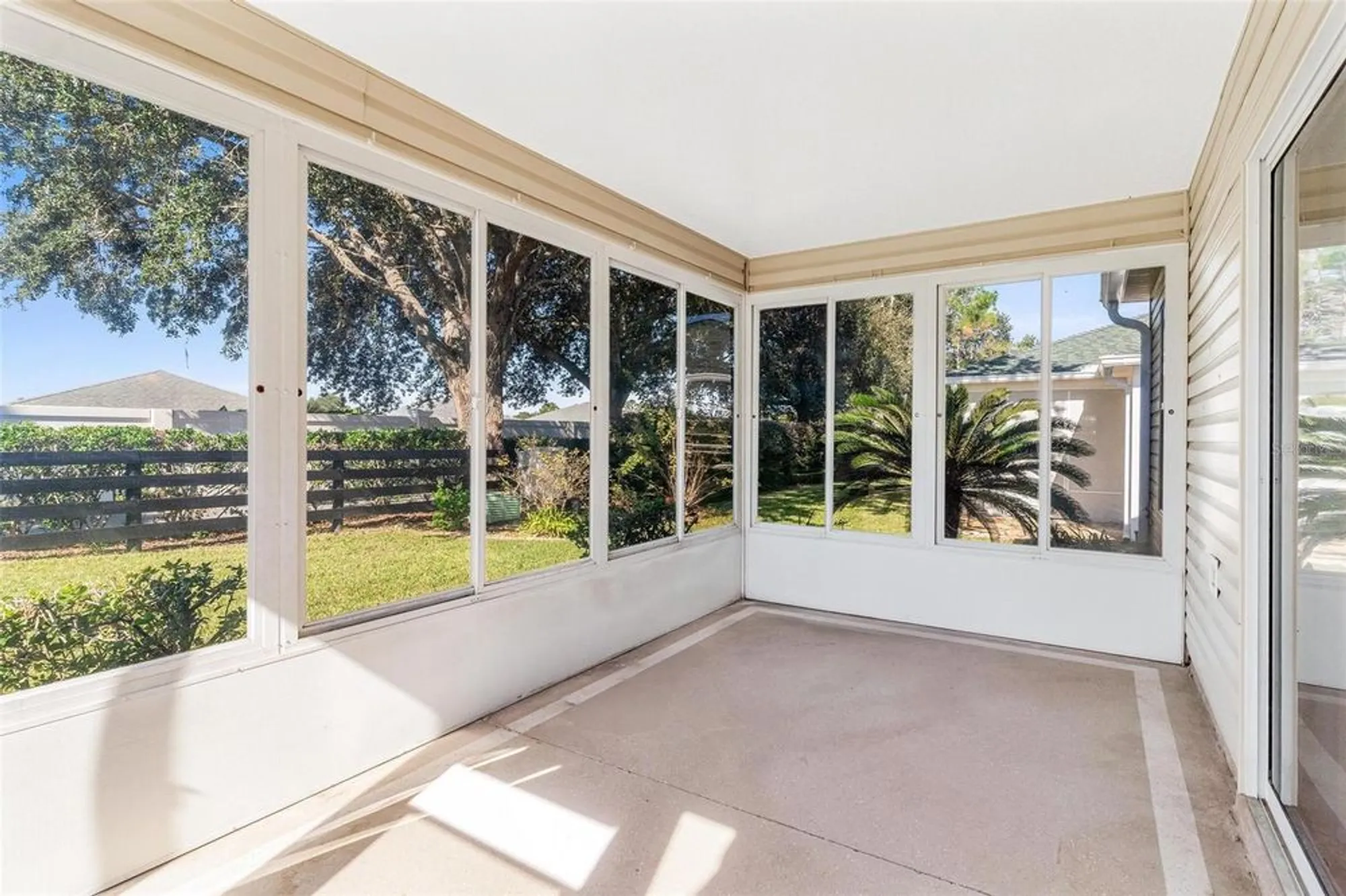 Property Slideshow image 32 of 45 | 2732 privada dr, The Villages, FL, 32162