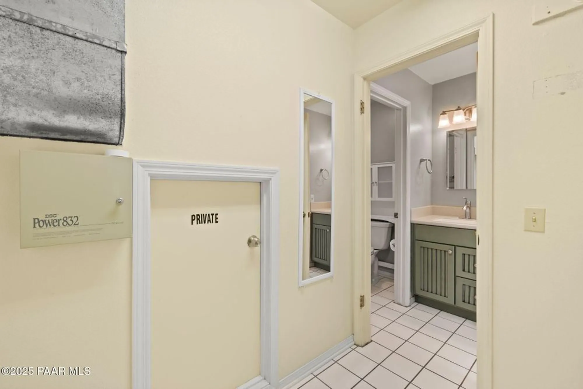 Property Slideshow image 26 of 77 | 4921 summit cir, Prescott, AZ, 86301