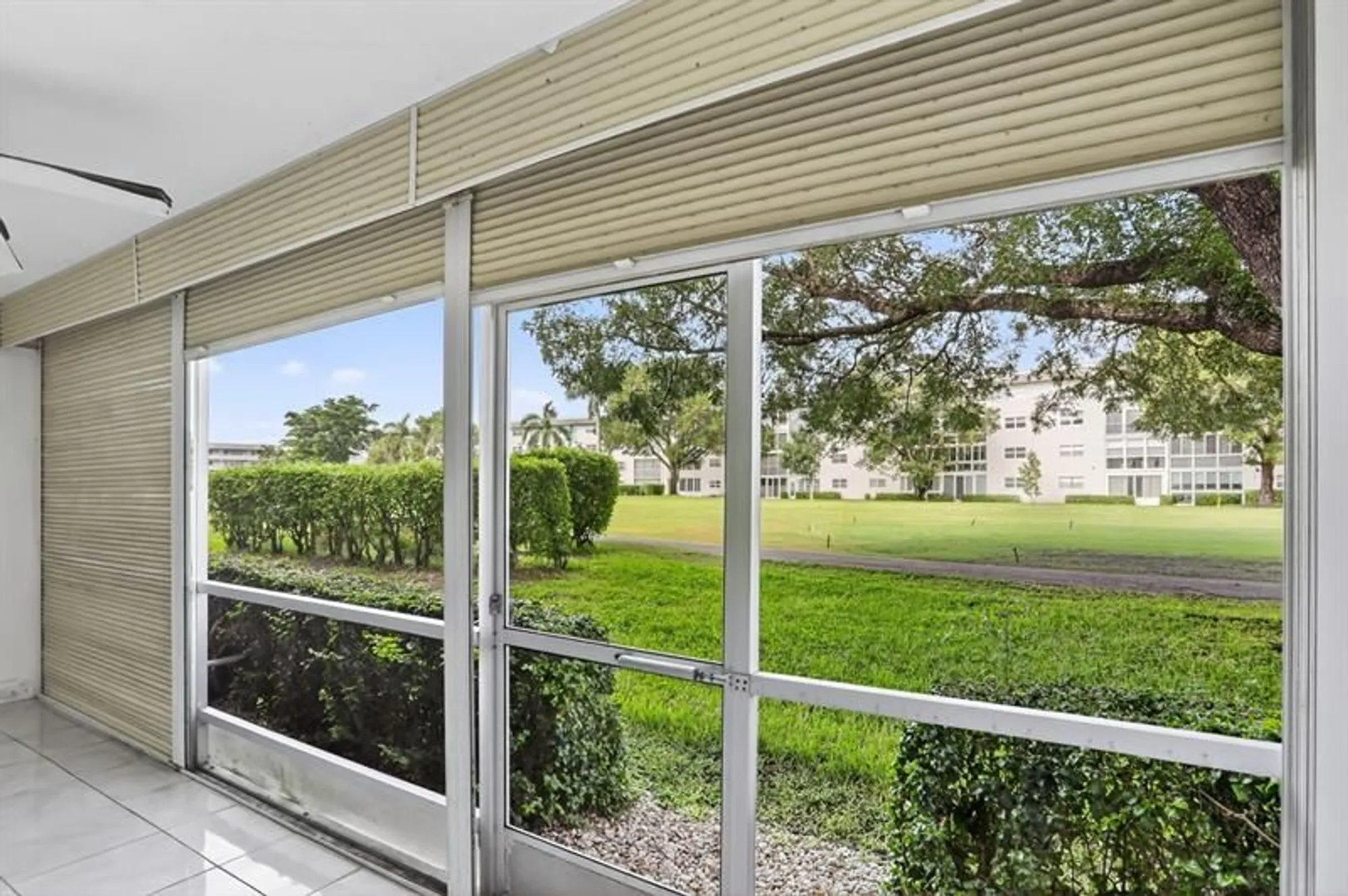 Property Slideshow image 23 of 32 | 3401 bimini ln h1, Coconut Creek, FL, 33066