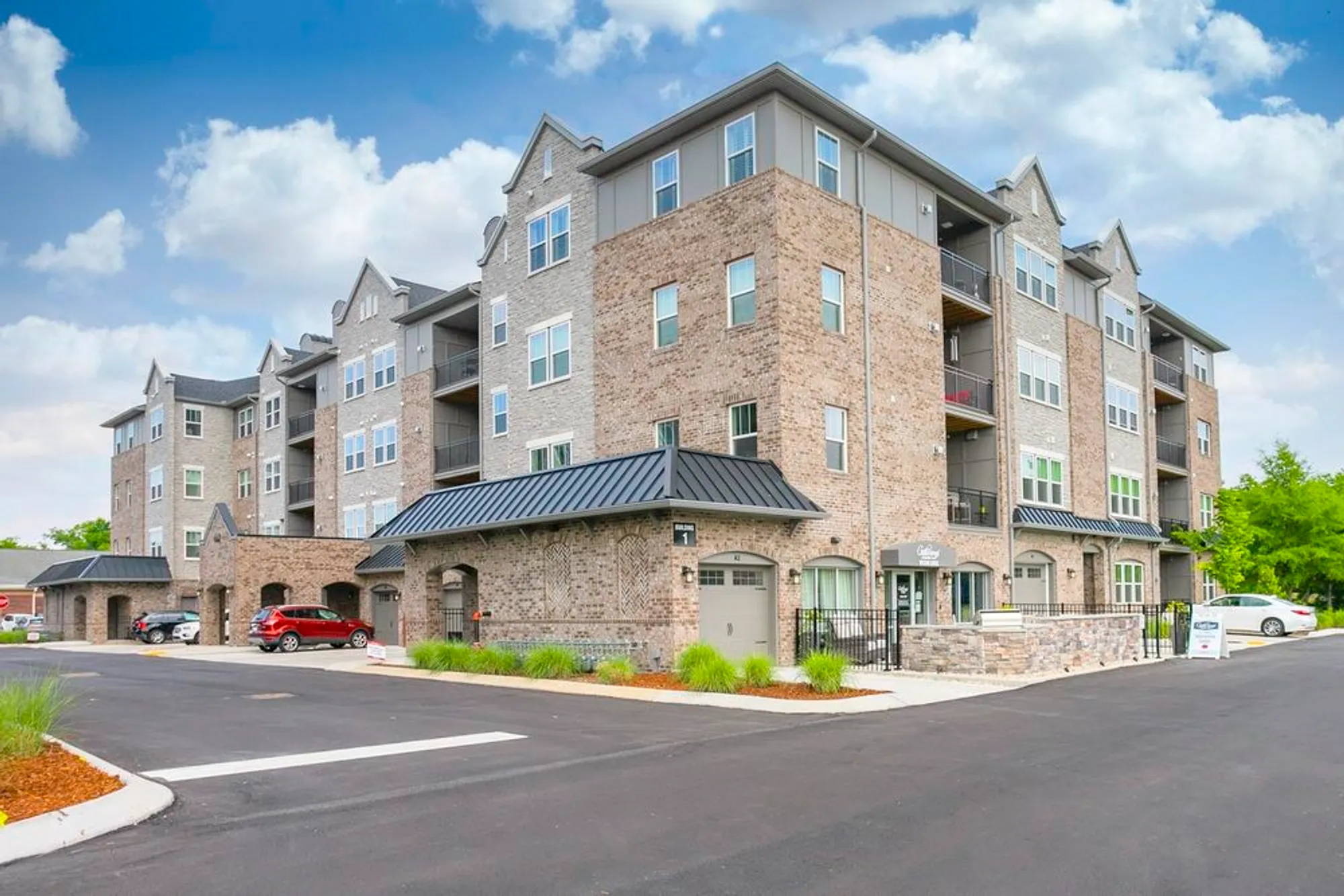 Property Slideshow image 56 of 60 | 141 saundersville rd apt 1402, Hendersonville, TN, 37075