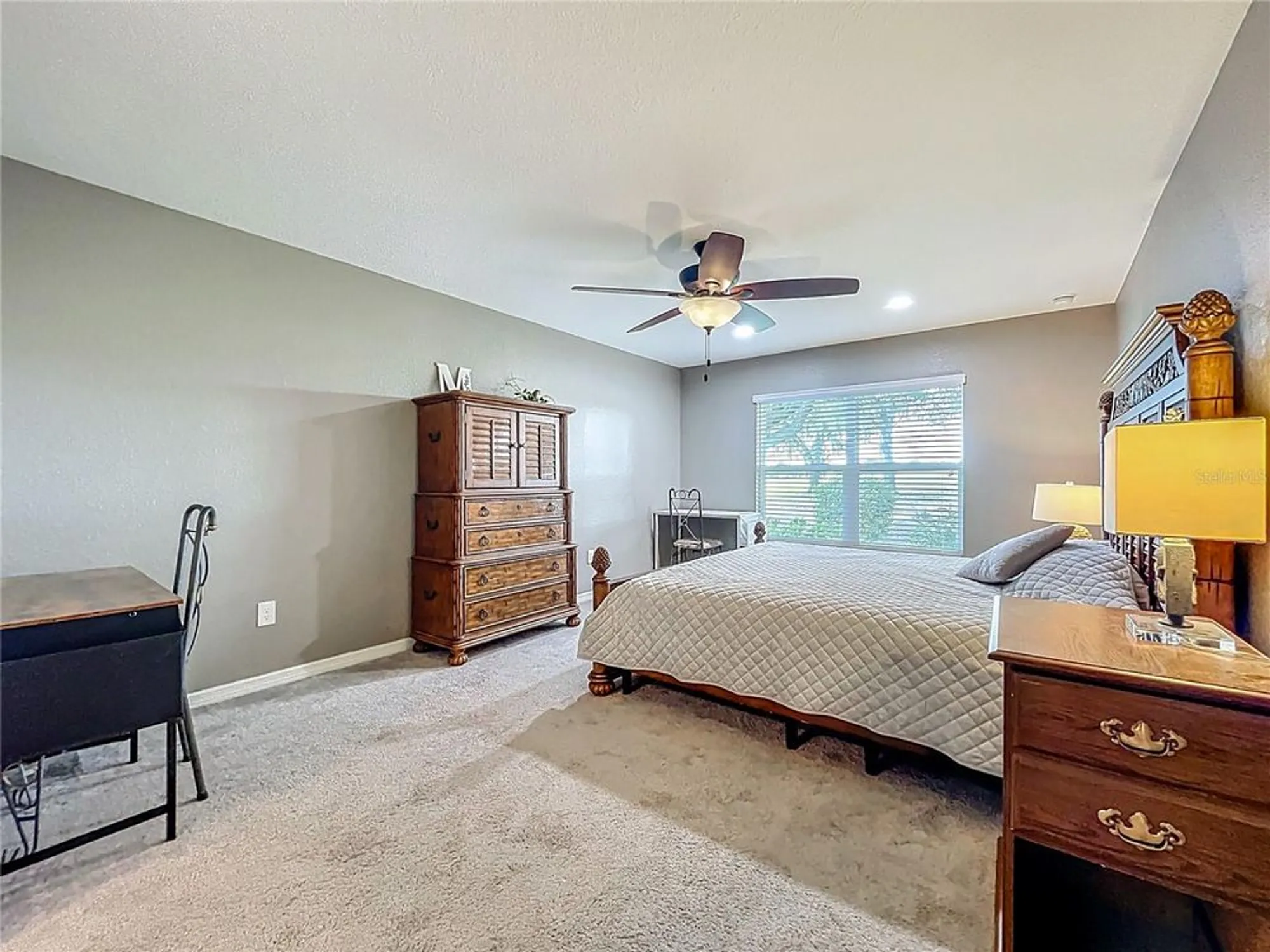 Property Slideshow image 18 of 49 | 27327 roanoke dr, Leesburg, FL, 34748