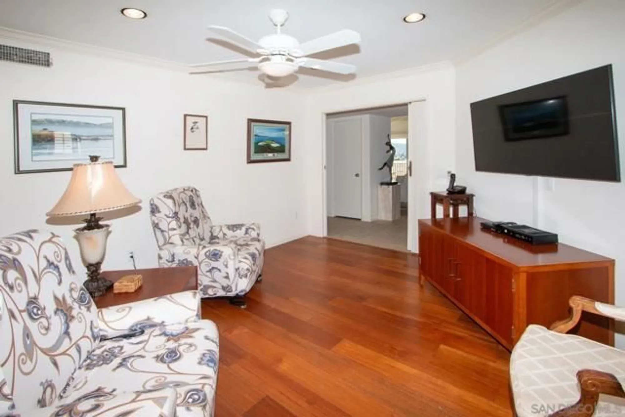 Property Slideshow image 30 of 41 | 17762 plaza acosta, San Diego, CA, 92128