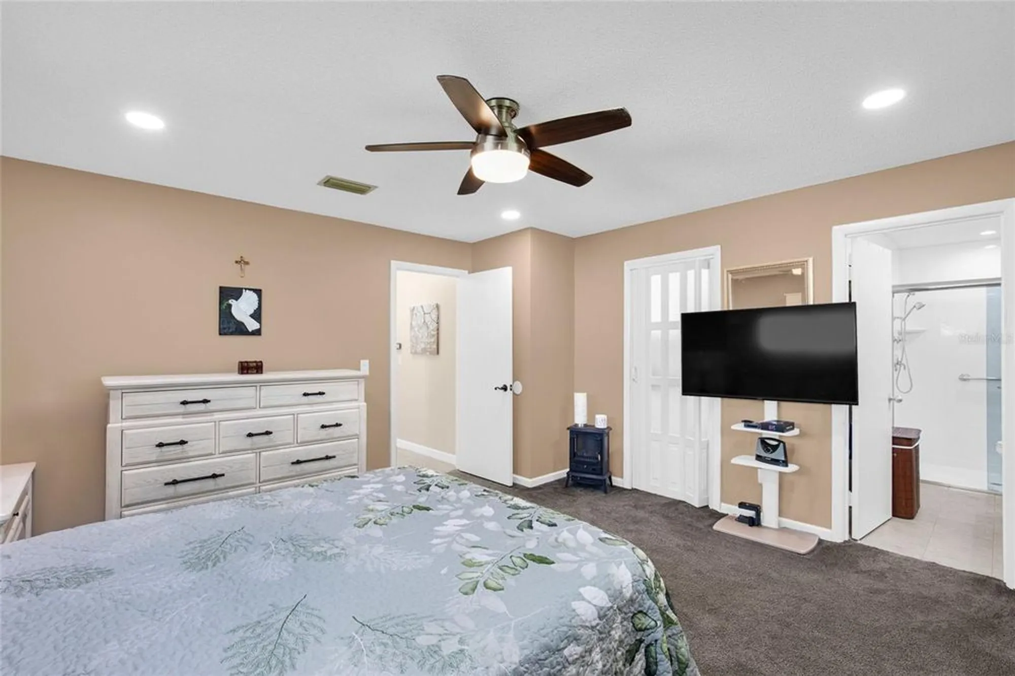 Property Slideshow image 13 of 17 | 8883 sw 93rd ln f, Ocala, FL, 34481
