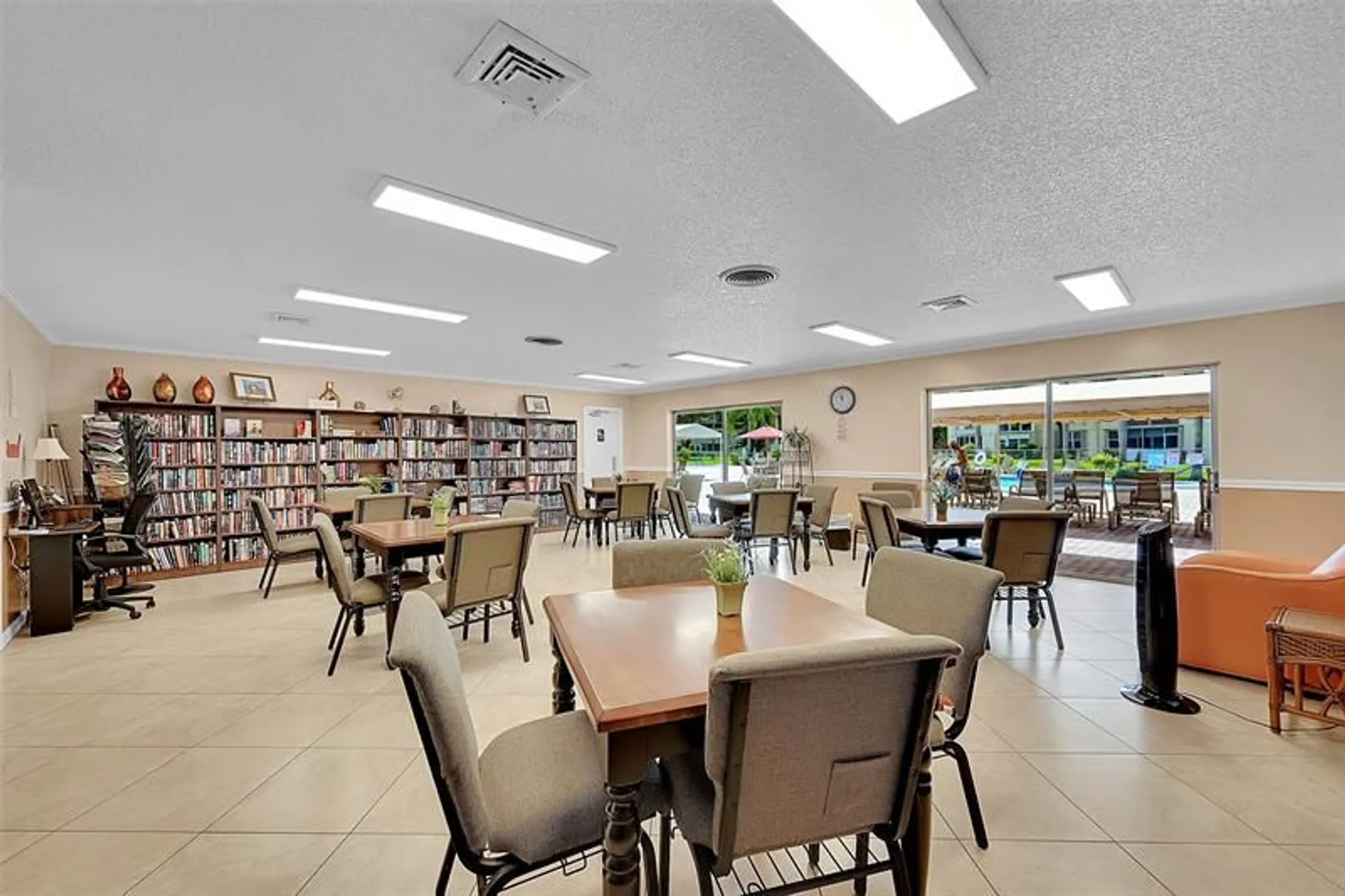 Property Slideshow image 24 of 42 | 23 abbey ln 202, Delray Beach, FL, 33446