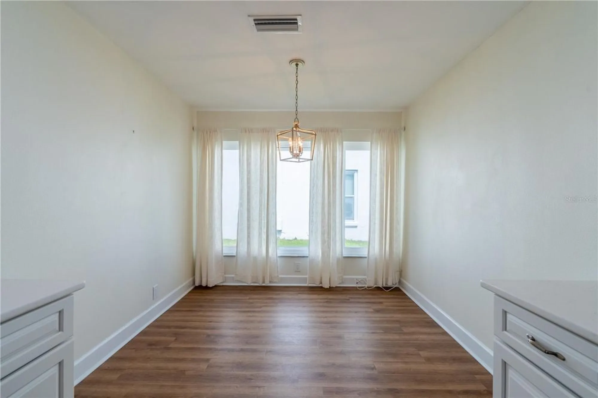Property Slideshow image 19 of 37 | 9221 40th way n # 5, Pinellas Park, FL, 33782