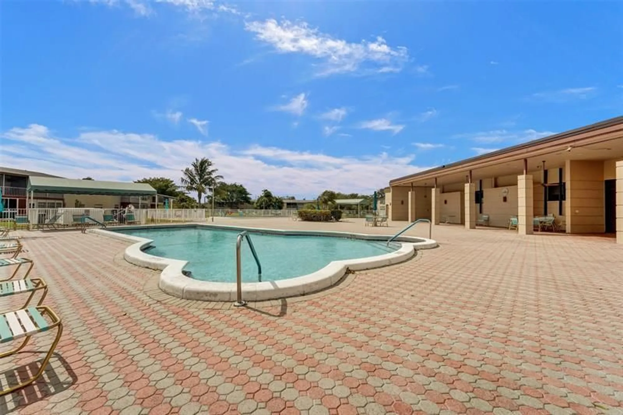 Property Slideshow image 54 of 60 | 7605 nw 5th pl apt 103, Margate, FL, 33063