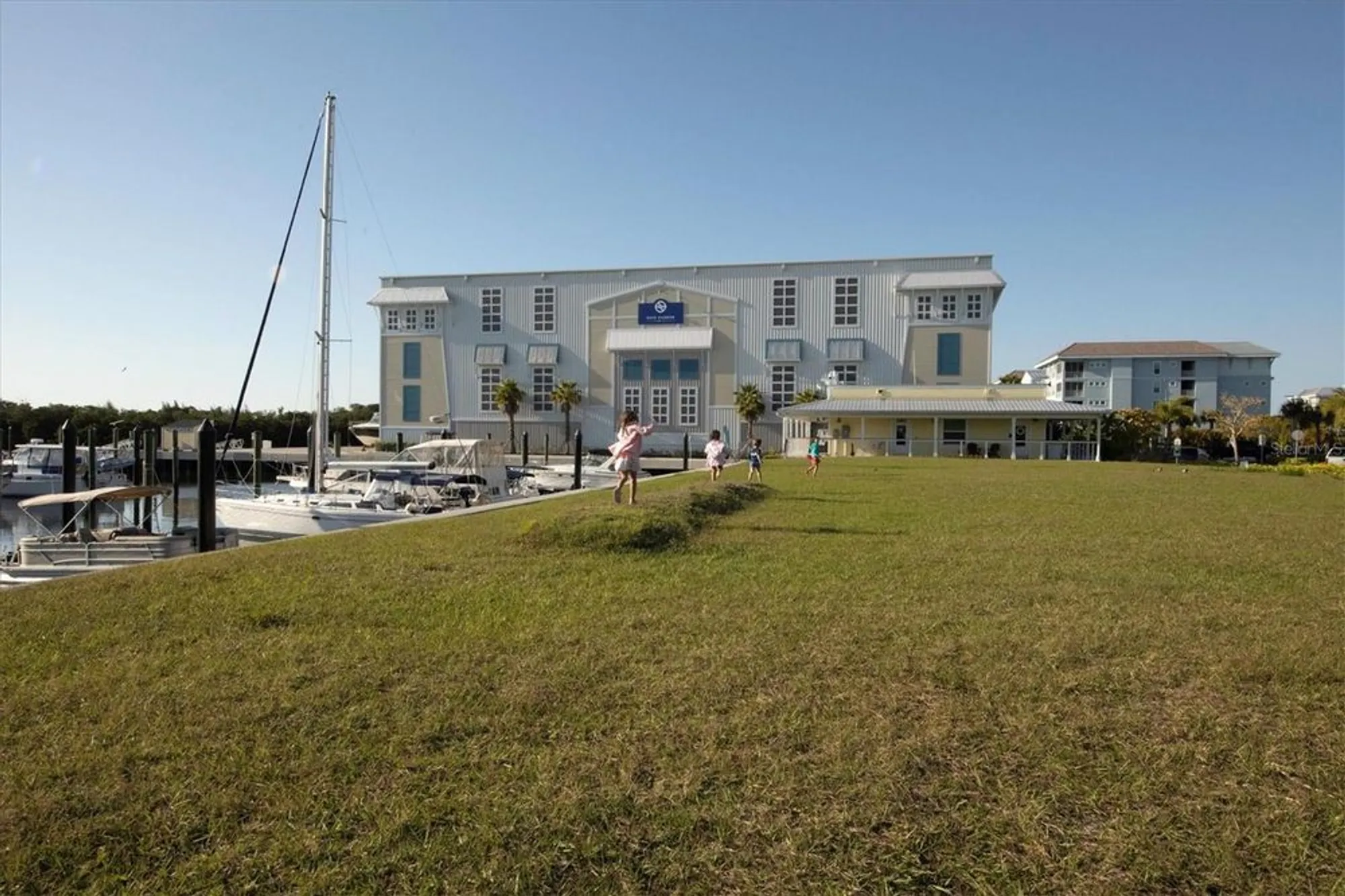 Property Slideshow image 42 of 61 | 396 aruba cir unit 302, Bradenton, FL, 34209