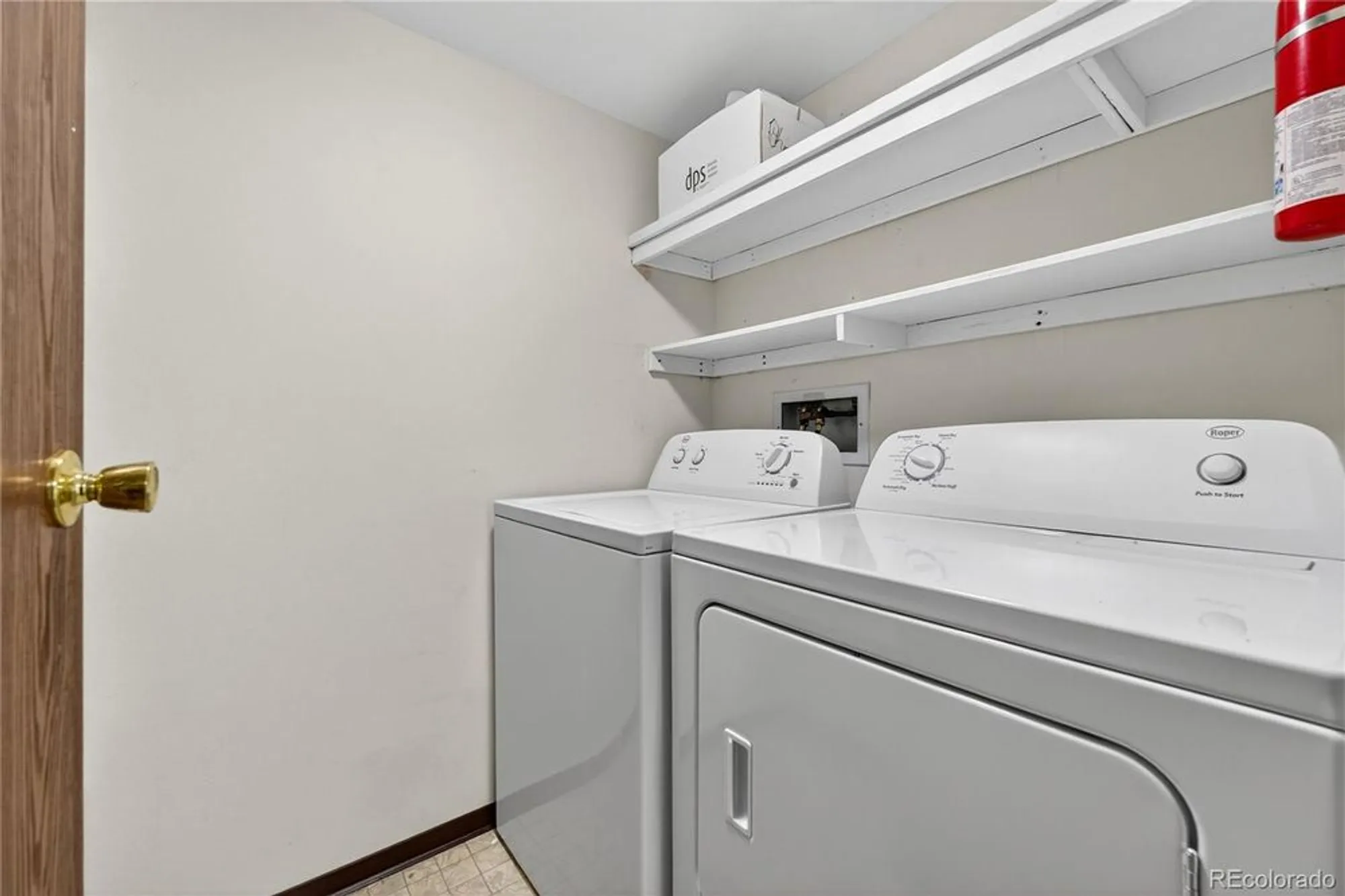 Property Slideshow image 22 of 37 | 13800 e marina dr apt 104, Aurora, CO, 80014