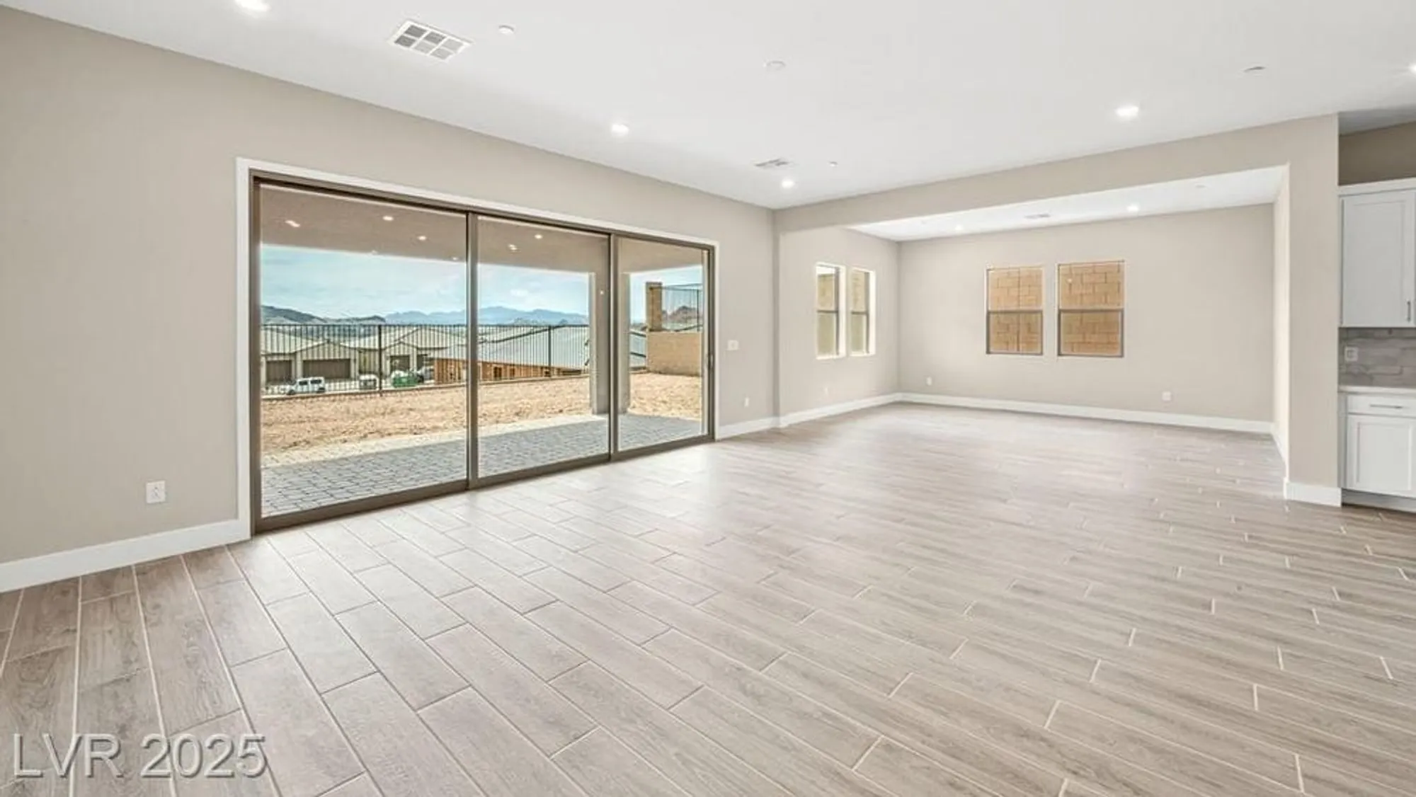 Property Slideshow image 11 of 50 | 243 paraggi bay dr, Henderson, NV, 89011
