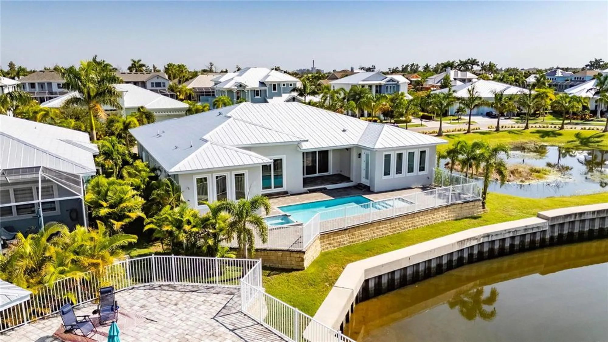 Property Slideshow image 66 of 91 | 614 pinckney dr, Apollo Beach, FL, 33572
