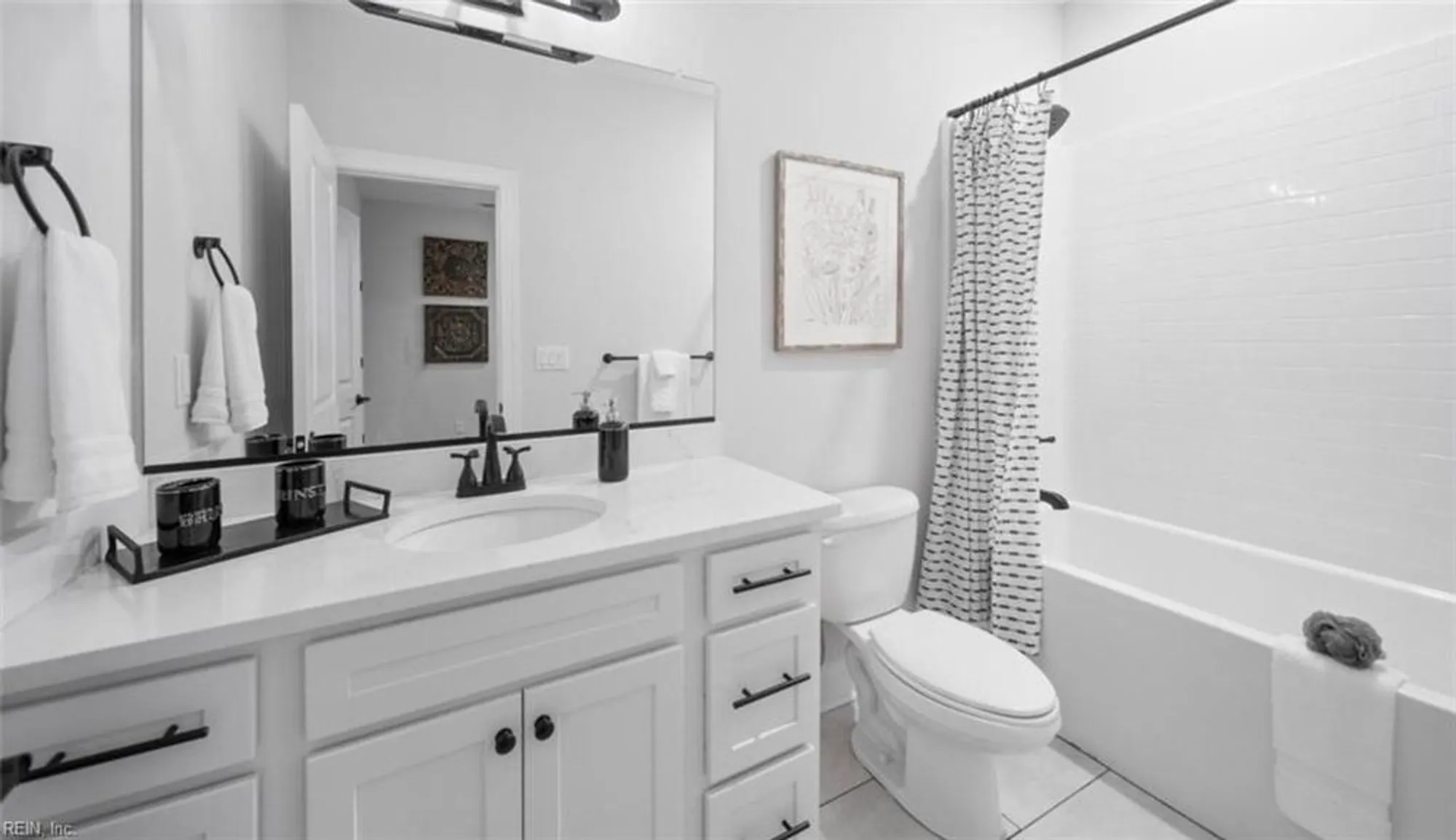 Property Slideshow image 7 of 20 | 4611 longleaf pl, Chesapeake, VA, 23321