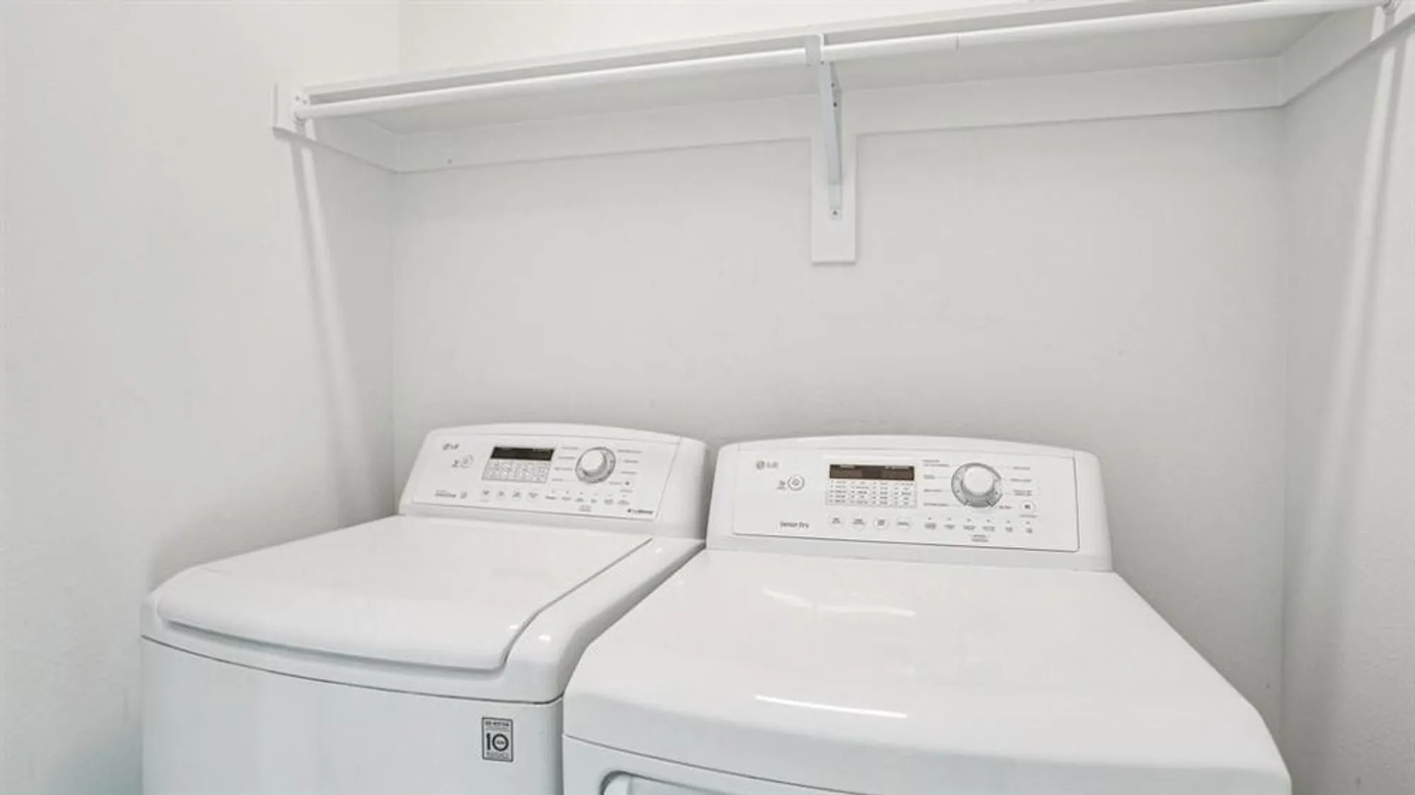 Property Slideshow image 23 of 36 | 3661 rosemont dr, Prosper, TX, 76208