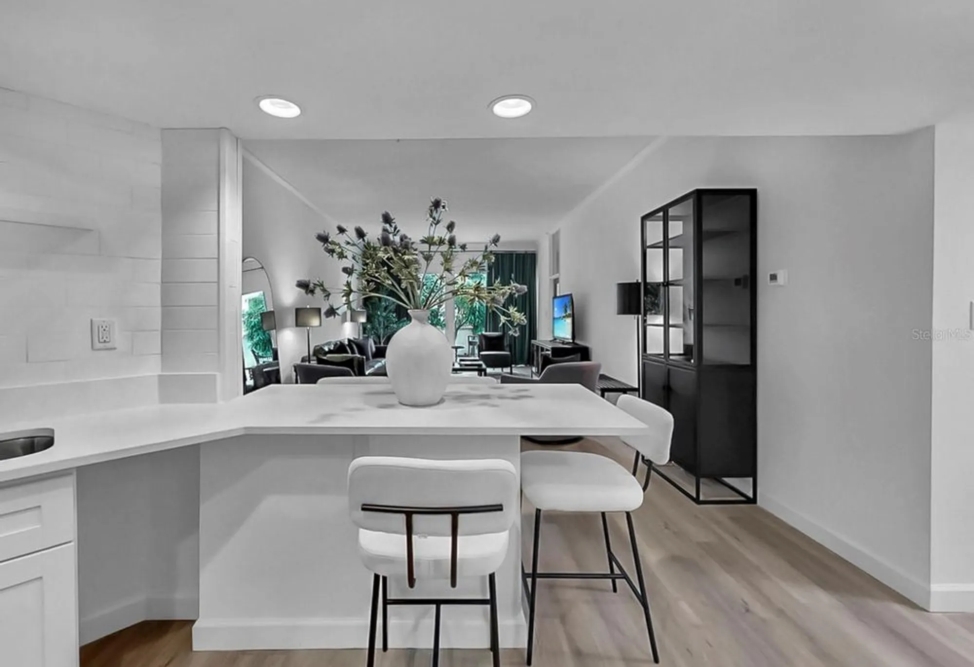 Property Slideshow image 6 of 58 | 7400 sun island dr 105, South Pasadena, FL, 33707