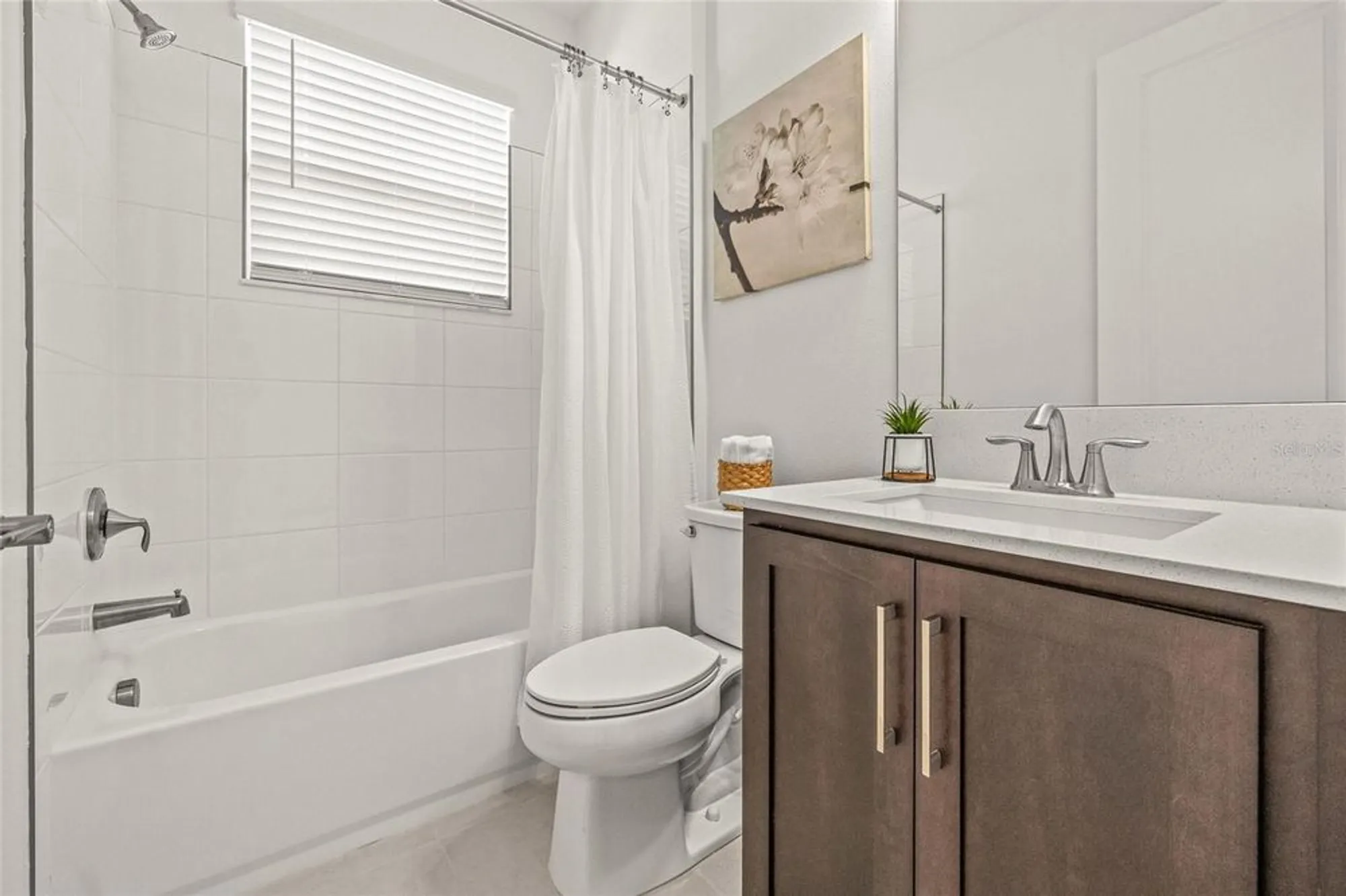 Property Slideshow image 35 of 47 | 32565 veneto pl, Wesley Chapel, FL, 33543