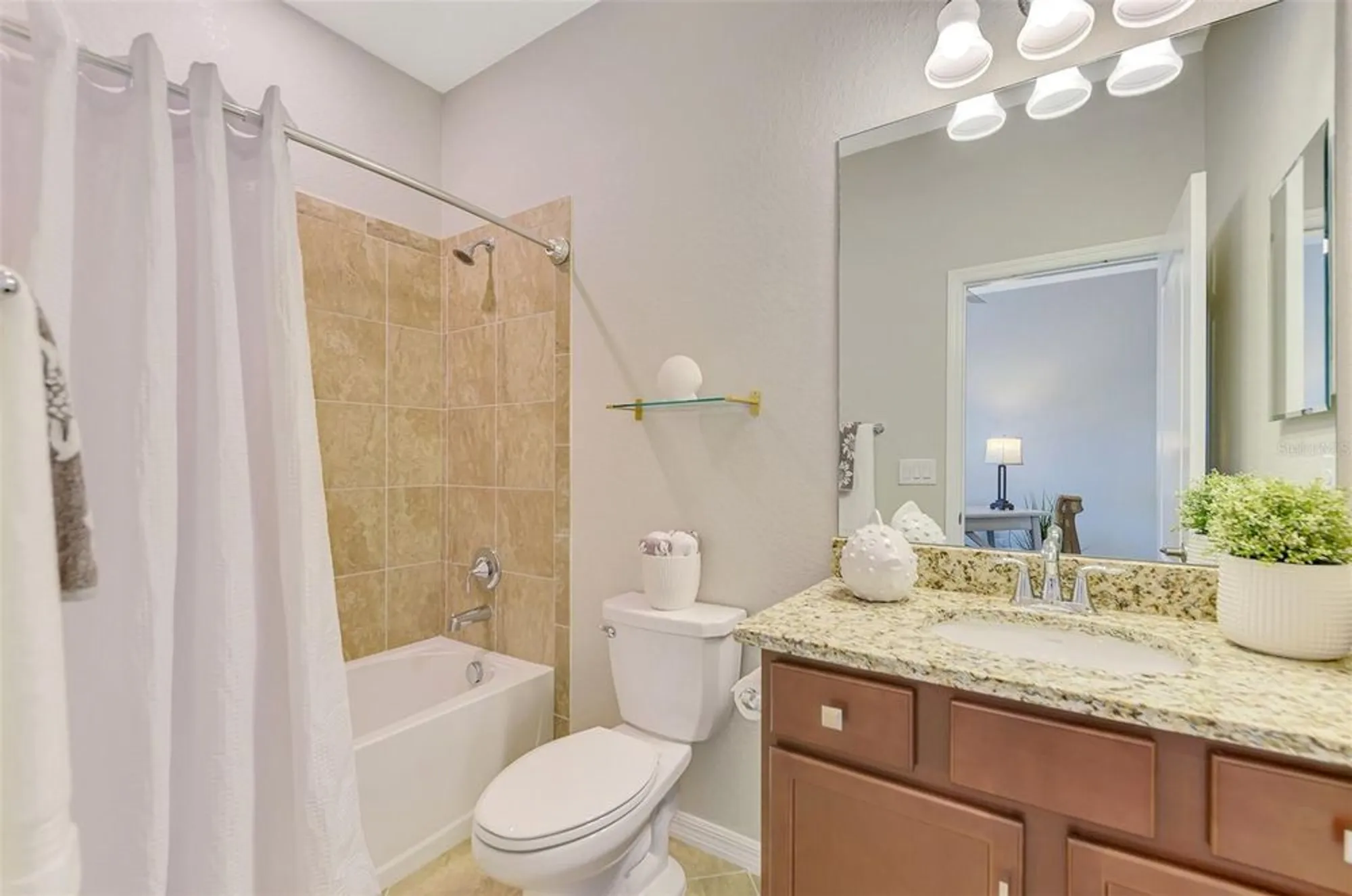 Property Slideshow image 45 of 87 | 10196 crooked creek dr, Venice, FL, 34293
