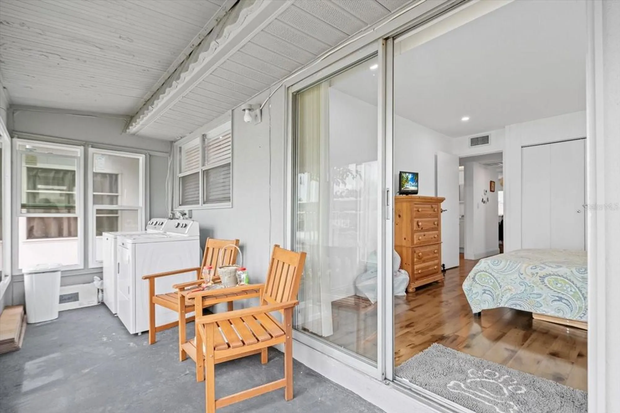 Property Slideshow image 16 of 19 | 202 bedford trl apt 120, Sun City Center, FL, 33573