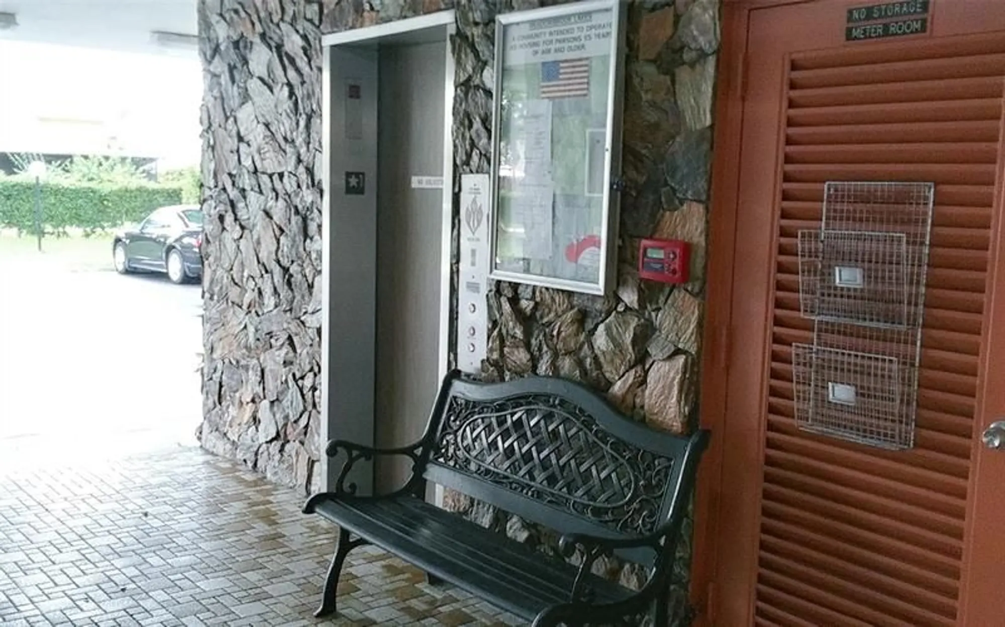 Property Slideshow image 58 of 62 | 206 se 10th st 406, Dania Beach, FL, 33004