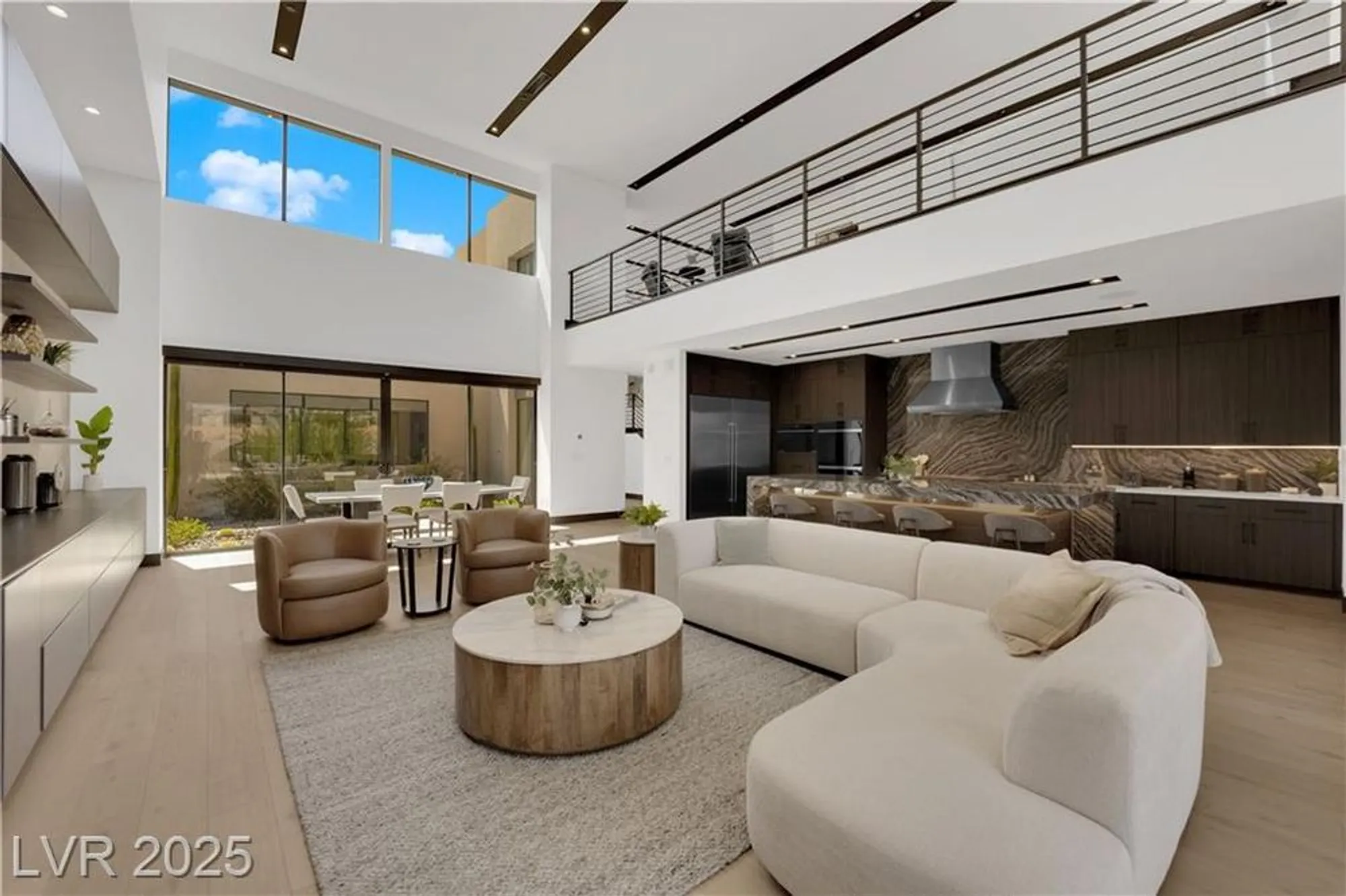 Property Slideshow image 9 of 95 | 16 canyon shores pl, Henderson, NV, 89011