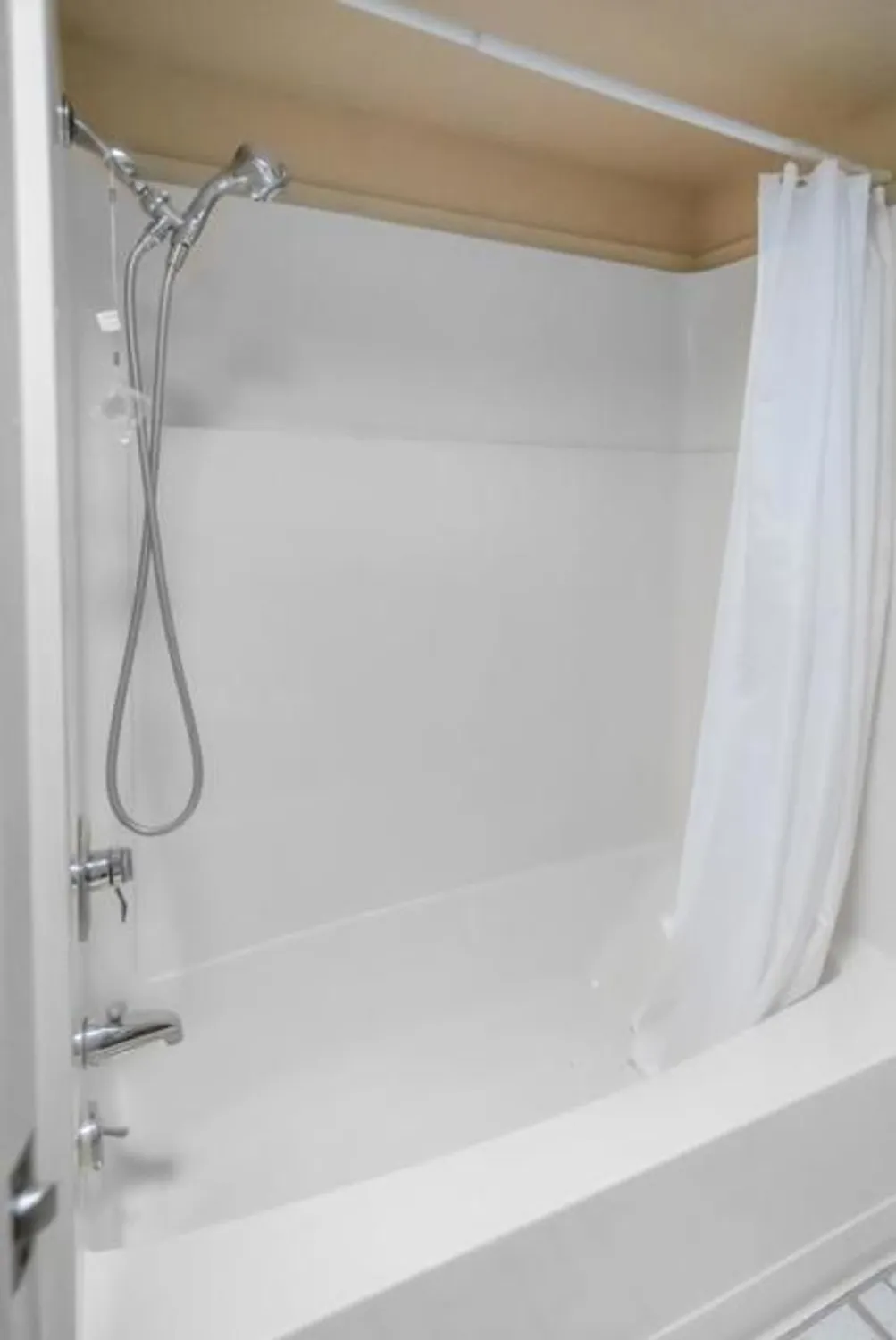 Property Slideshow image 36 of 52 | 6354 whaley dr, San Jose, CA, 95135