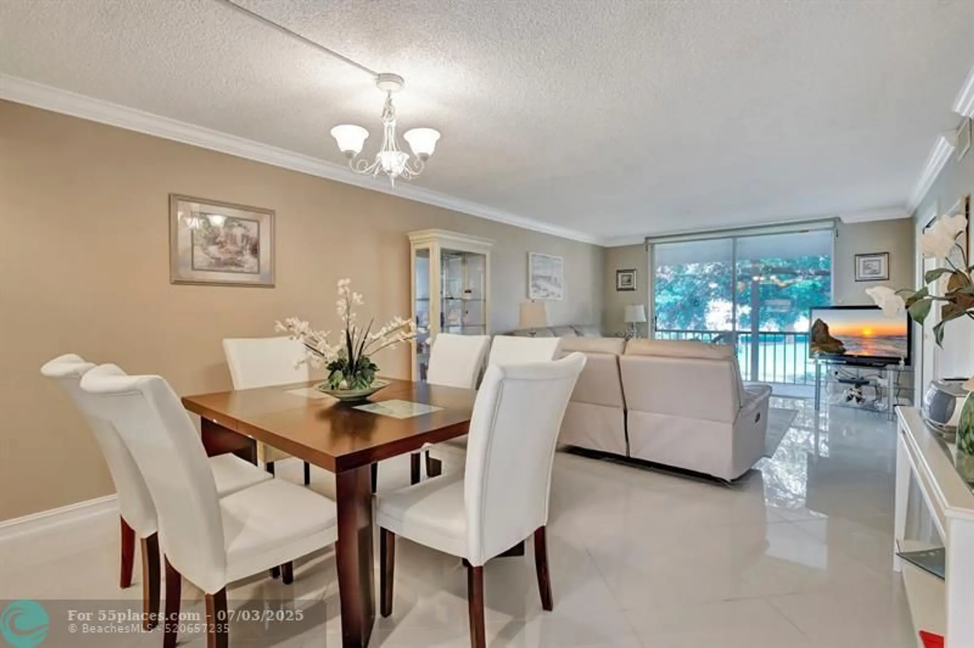 Property Slideshow image 4 of 15 | 8930 s hollybrook blvd 201, Pembroke Pines, FL, 33025