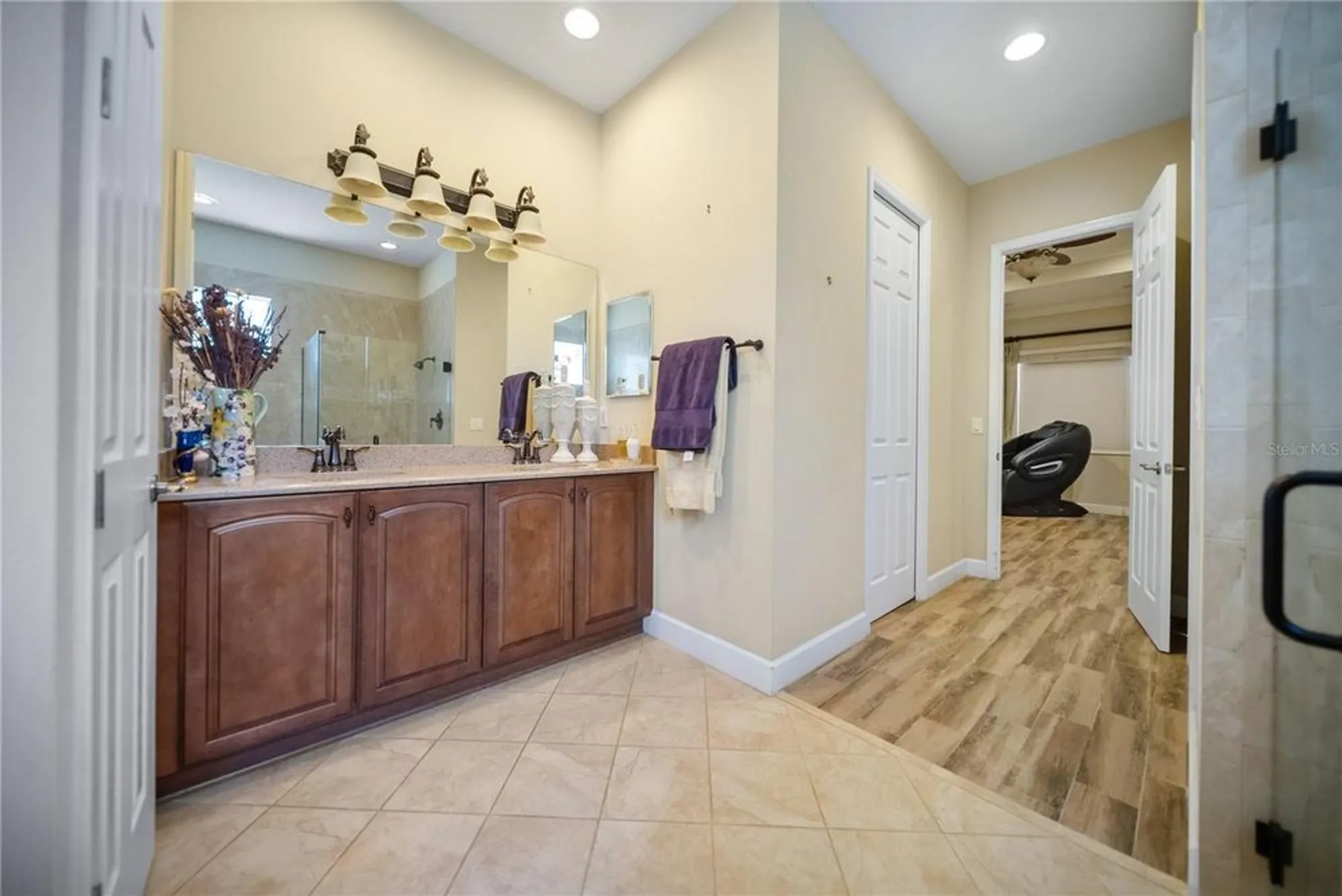 Property Slideshow image 19 of 43 | 305 siena vista pl, Sun City Center, FL, 33573
