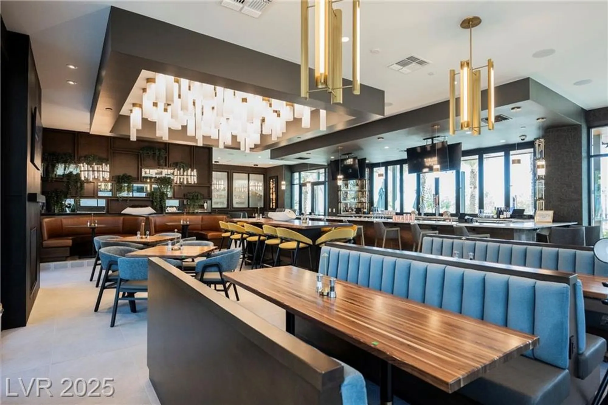 Property Slideshow image 53 of 67 | 10023 chrysolite pl, Las Vegas, NV, 89143