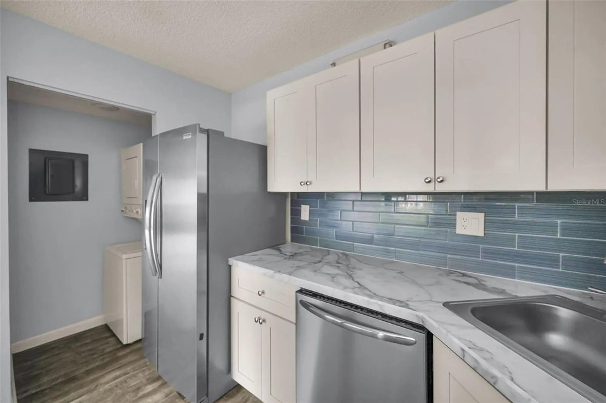 Property Slideshow image 14 of 70 | 2687 pine ridge way e1, Palm Harbor, FL, 34684