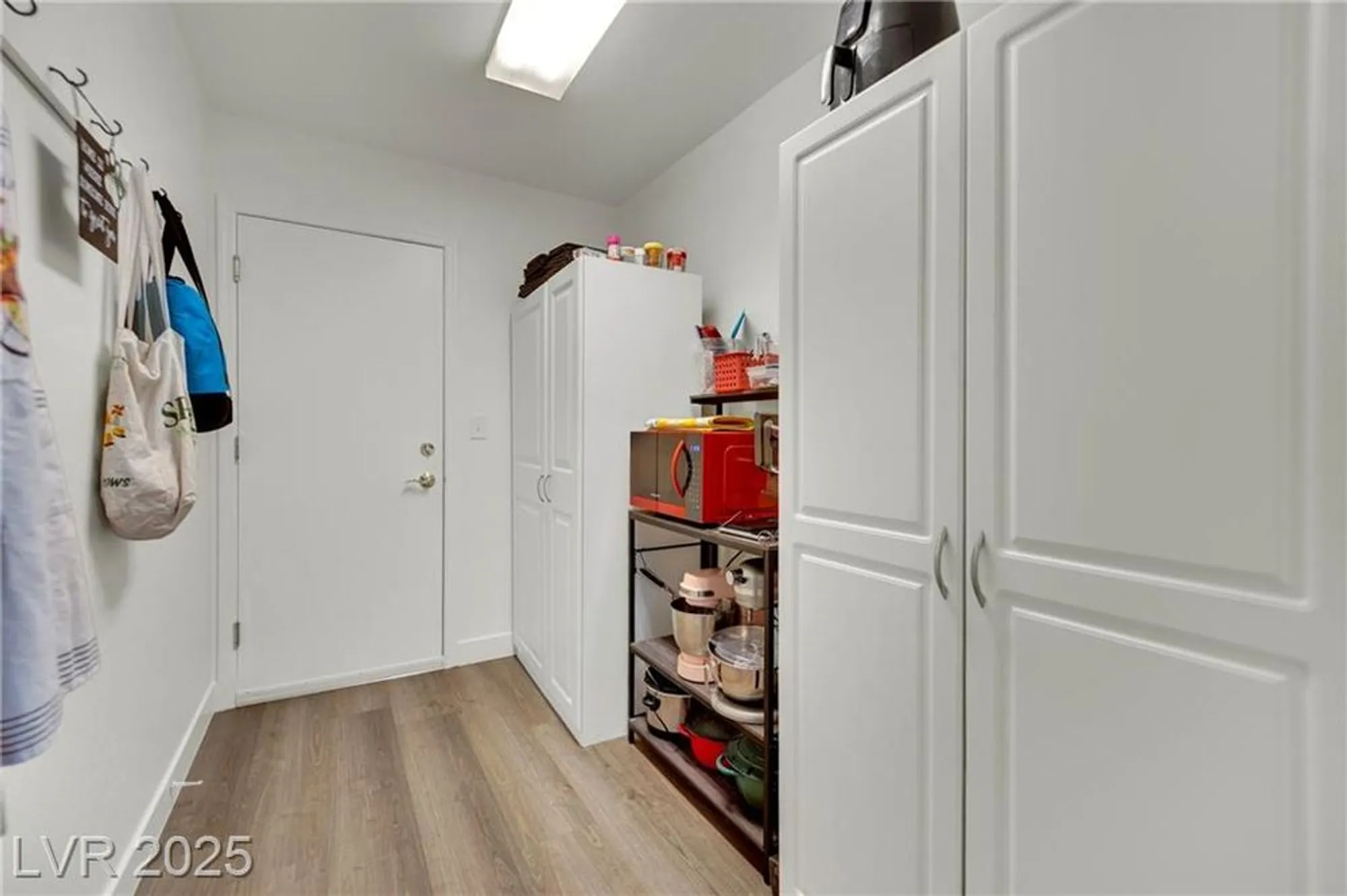 Property Slideshow image 25 of 28 | 2409 indigo valley st, Las Vegas, NV, 89134