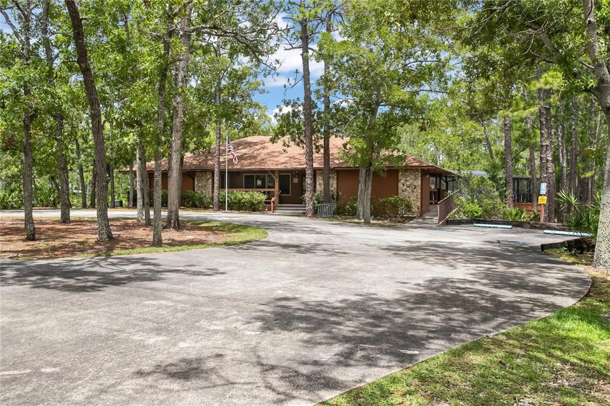 Property Slideshow image 27 of 41 | 71 crooked pine rd, Port Orange, FL, 32128
