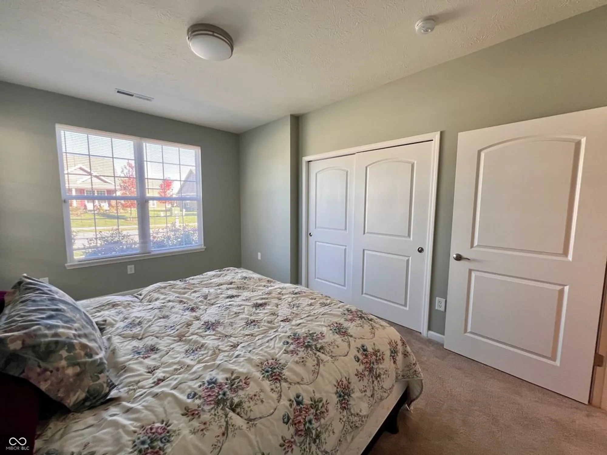Property Slideshow image 33 of 52 | 8801 twain ln, Indianapolis, IN, 46239