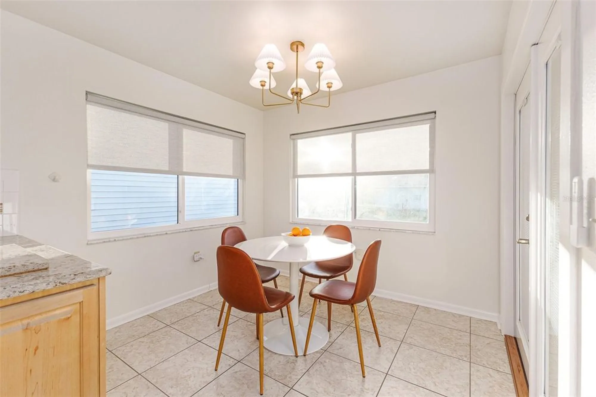 Property Slideshow image 14 of 33 | 1635 colonnades cir, Lakeland, FL, 33811