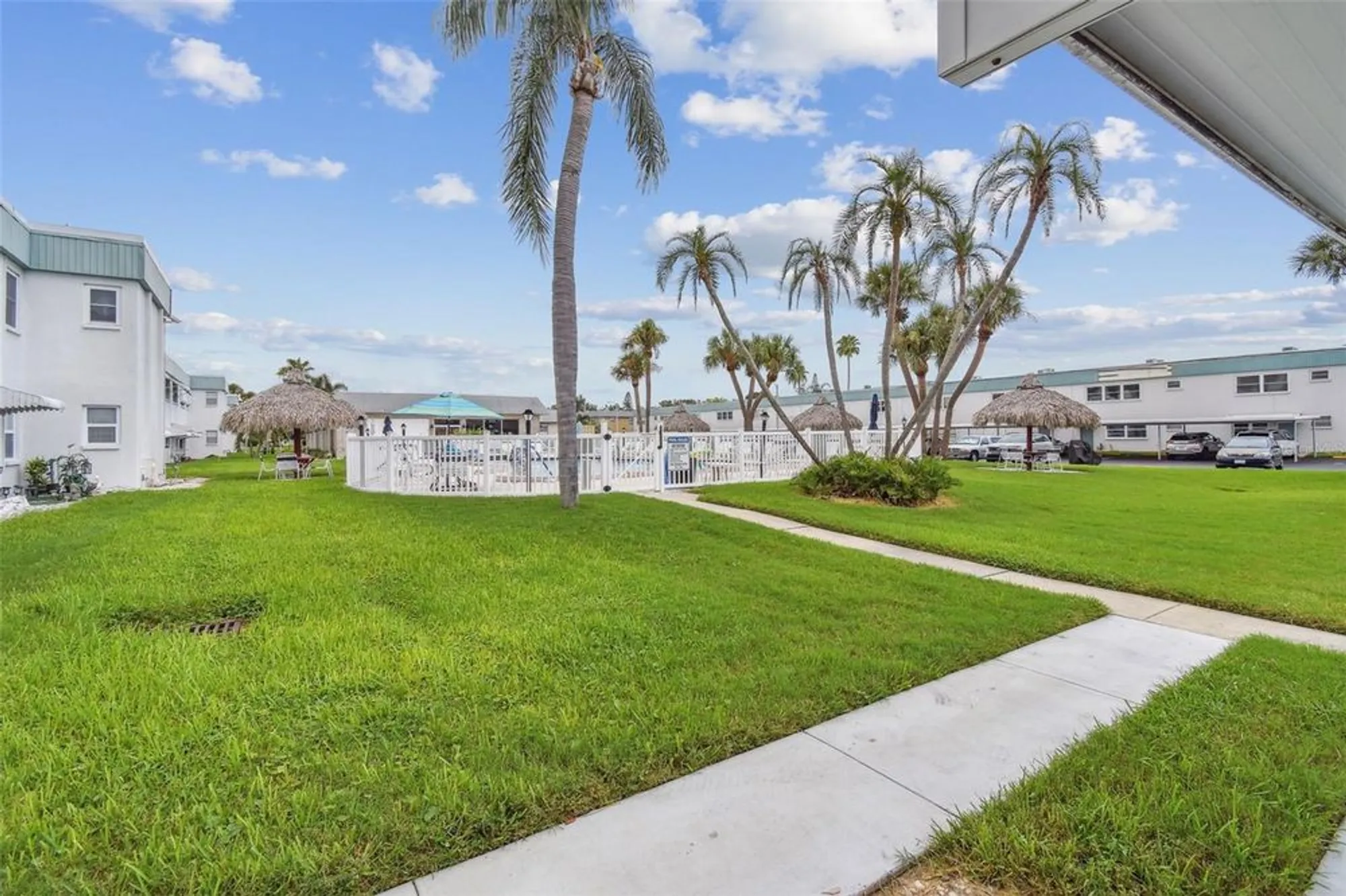 Property Slideshow image 20 of 30 | 5286 81st st n apt 26, St Petersburg, FL, 33709