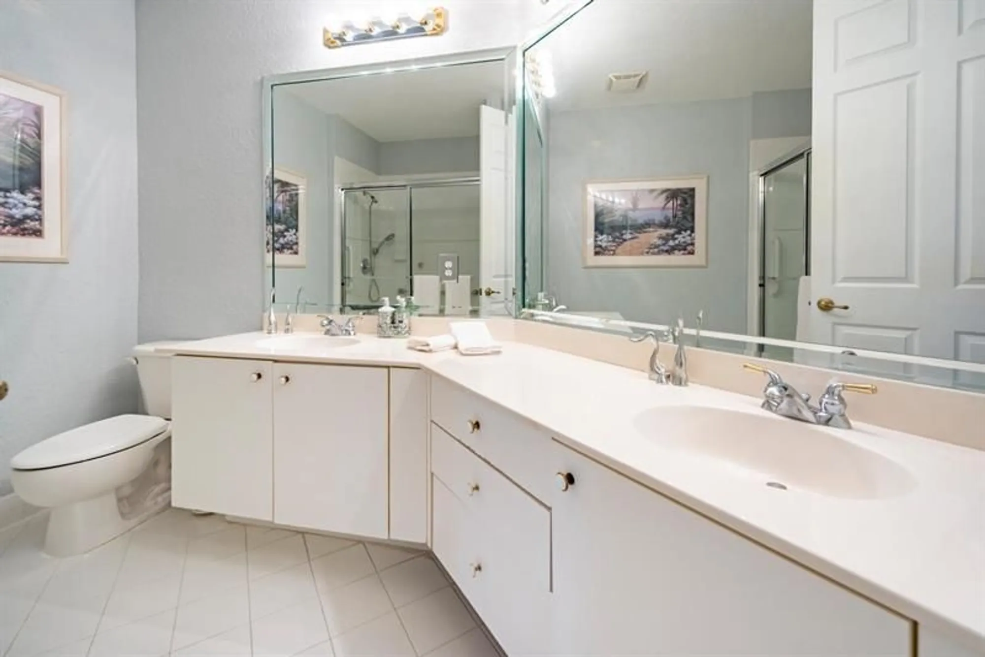 Property Slideshow image 7 of 23 | 7867 exeter blvd e # 101, Tamarac, FL, 33321