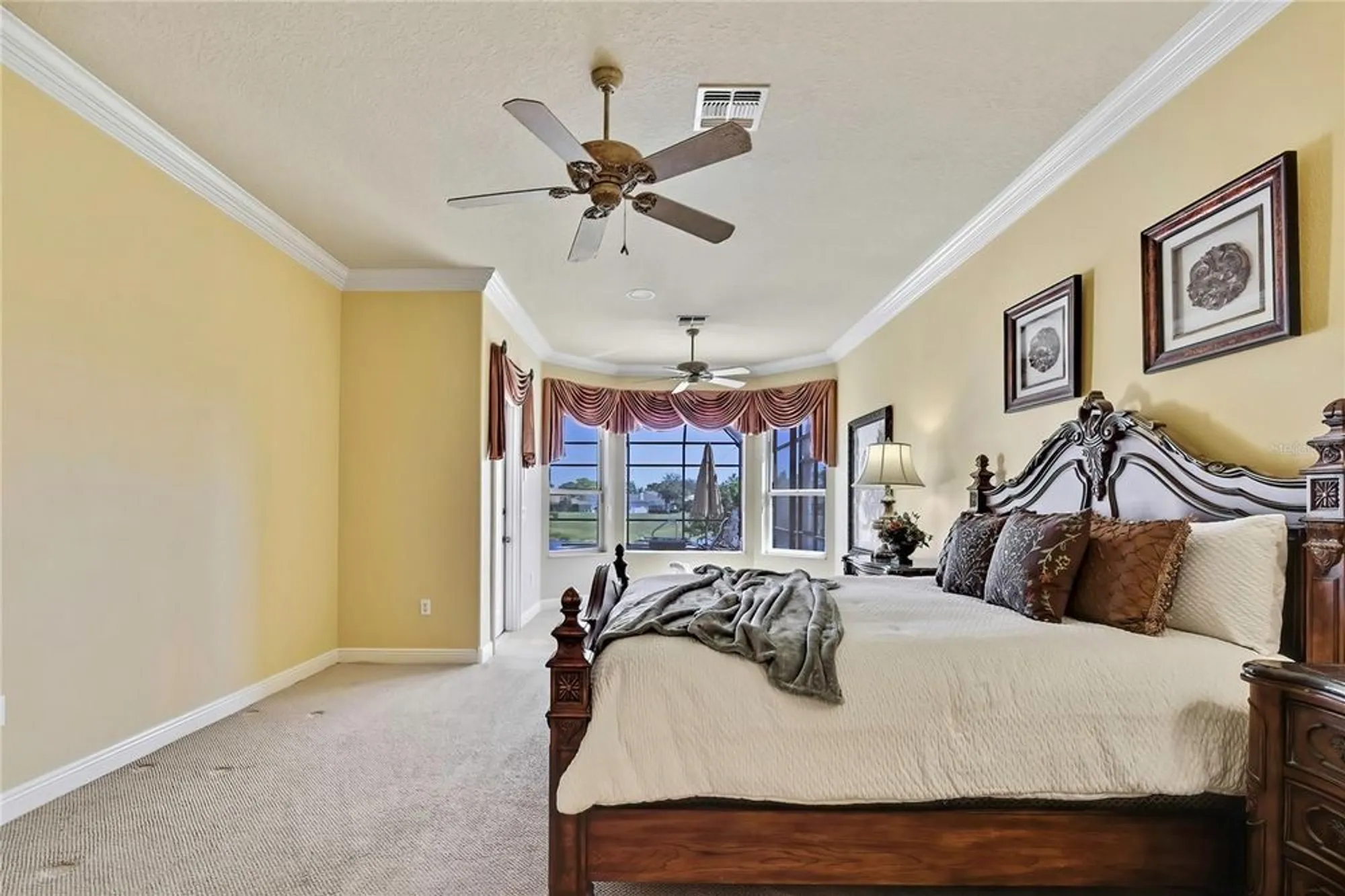 Property Slideshow image 16 of 75 | 8334 fair hill dr, Weeki Wachee, FL, 34613