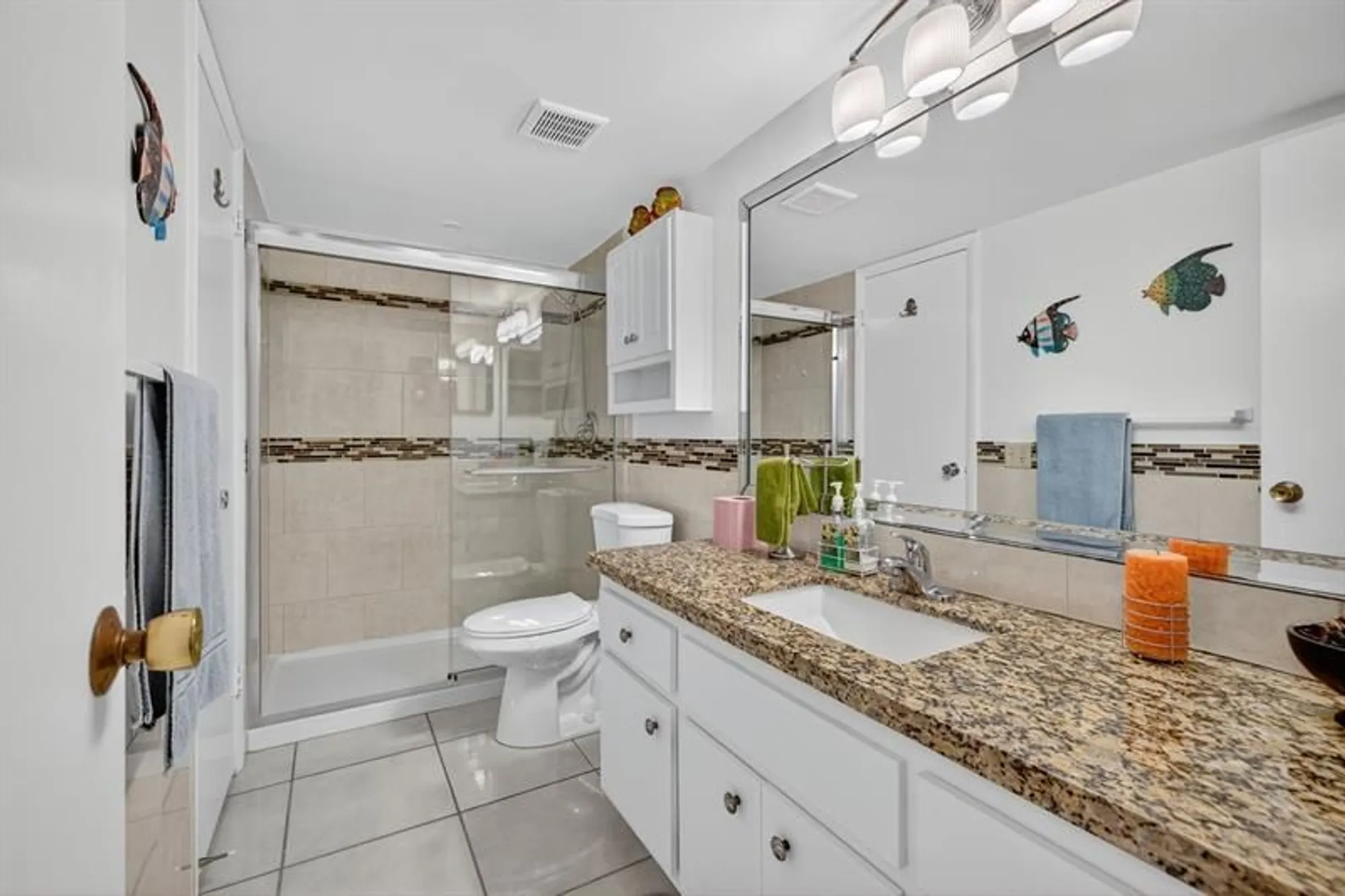 Property Slideshow image 34 of 39 | 4881 nw 22nd st b12, Lauderhill, FL, 33313