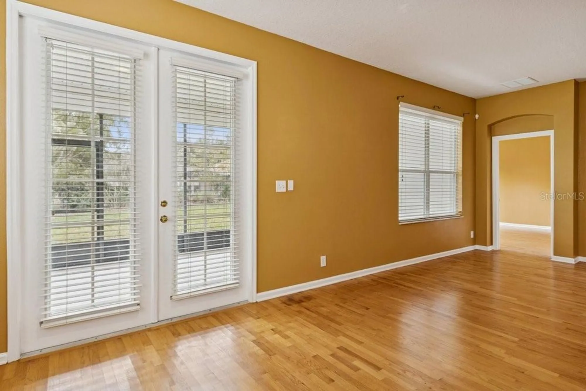 Property Slideshow image 10 of 44 | 902 heron point cir, Deland, FL, 32724