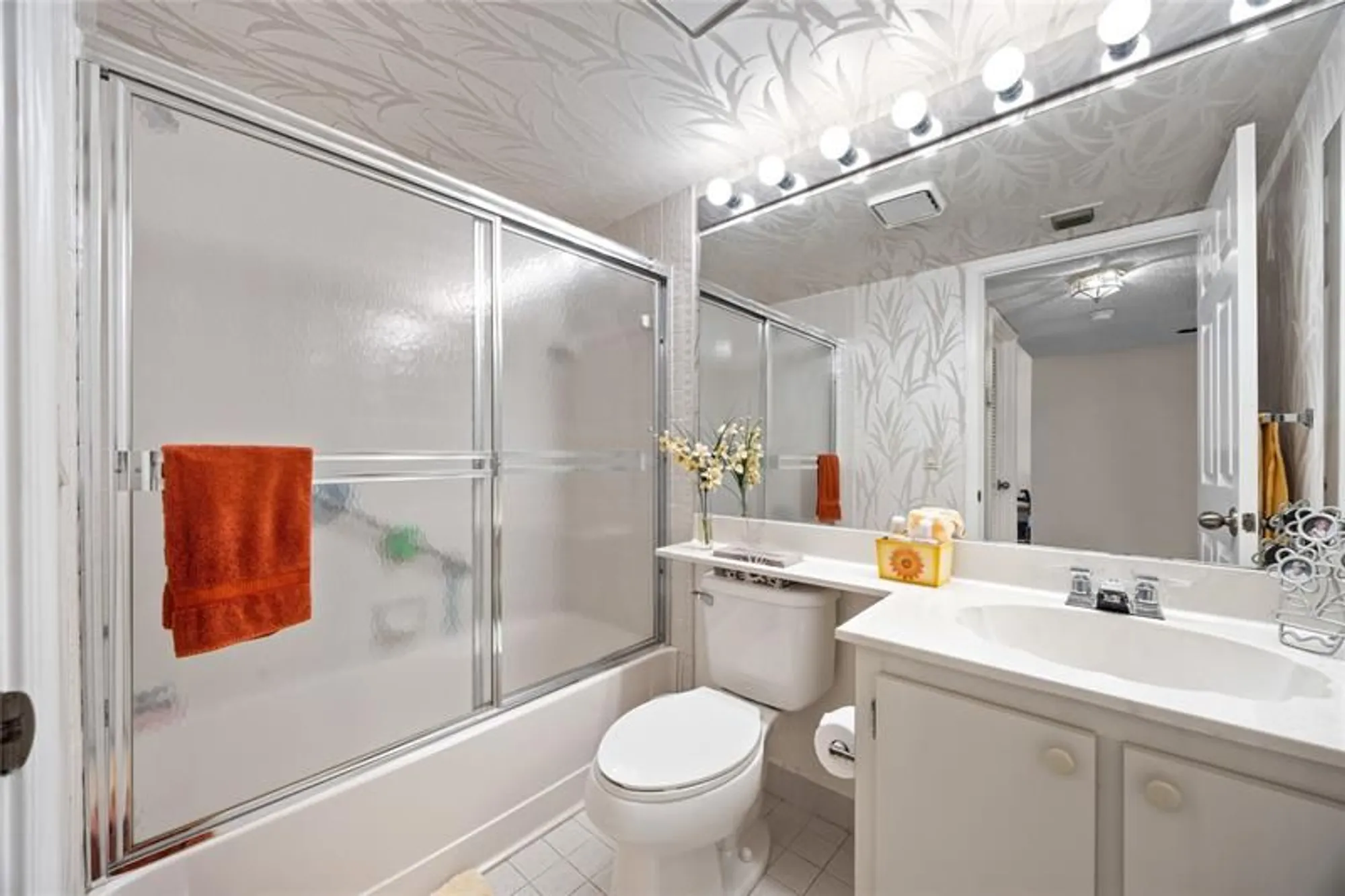 Property Slideshow image 18 of 41 | 7186 s devon dr # 109, Tamarac, FL, 33321