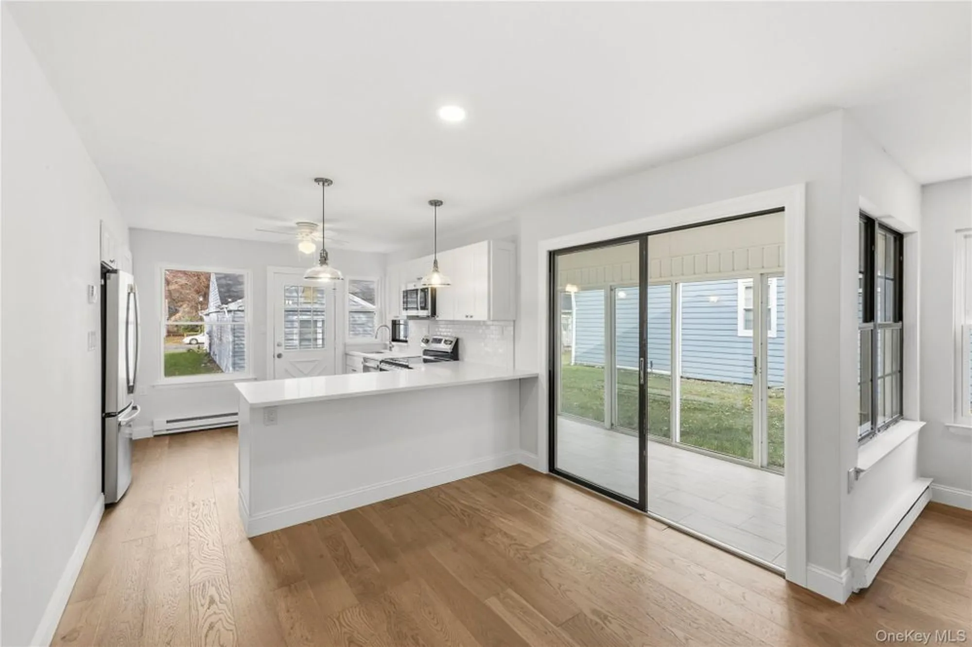 Property Slideshow image 7 of 13 | 145 edinburgh dr, Ridge, NY, 11961