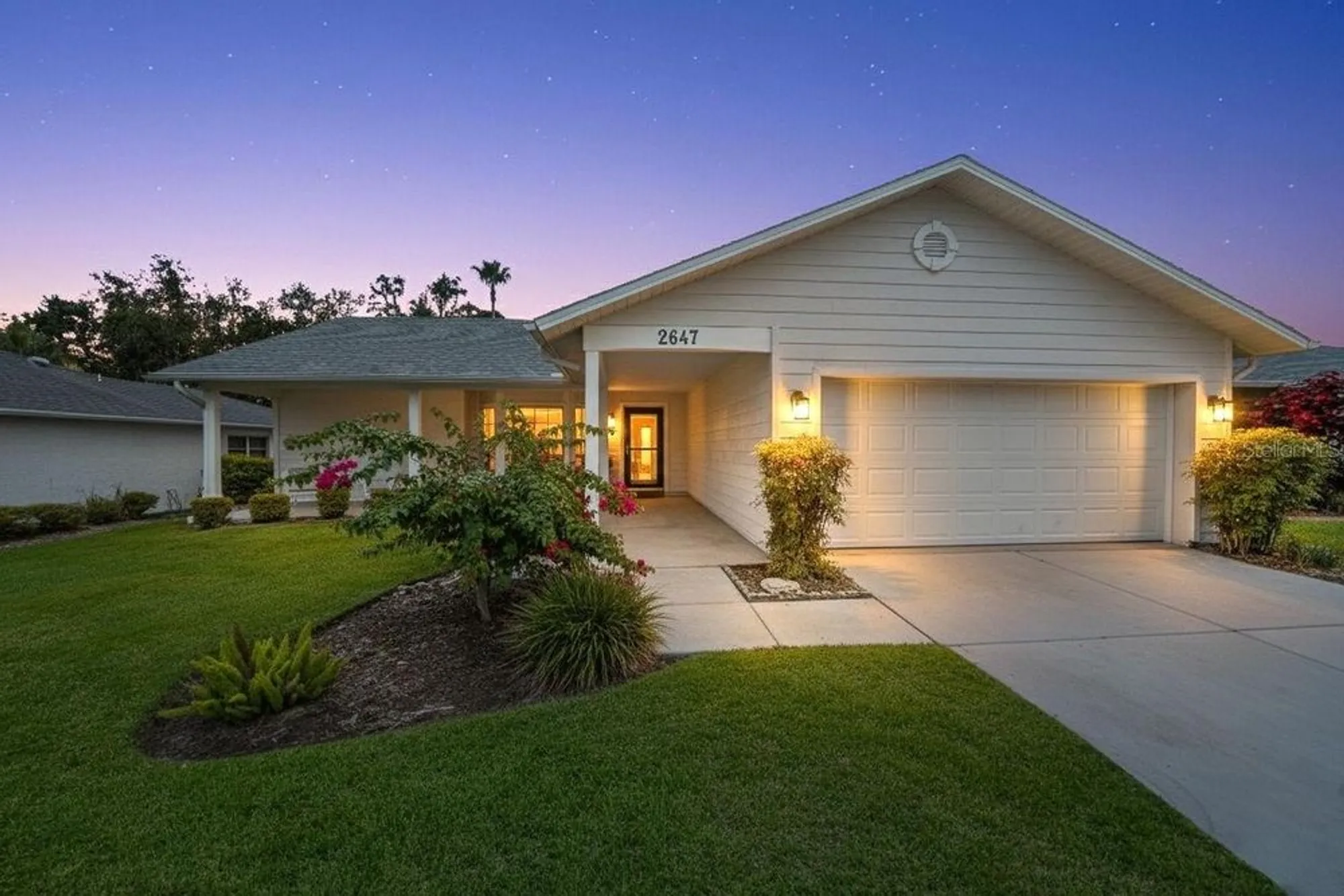 Property Slideshow image 2 of 77 | 2647 royal ridge dr, Spring Hill, FL, 34606