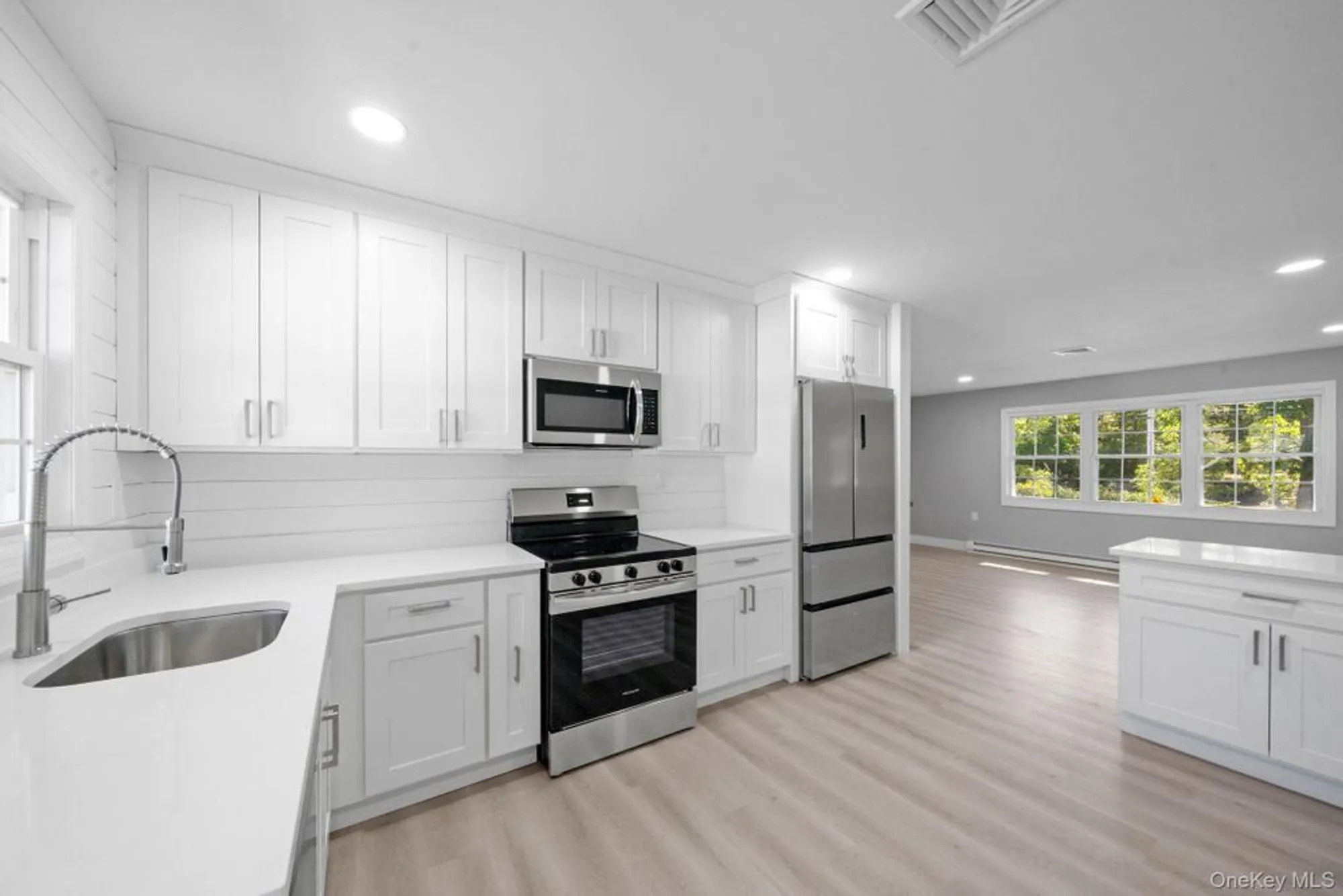 Property Slideshow image 14 of 37 | 269 berwick ct b, Ridge, NY, 11961