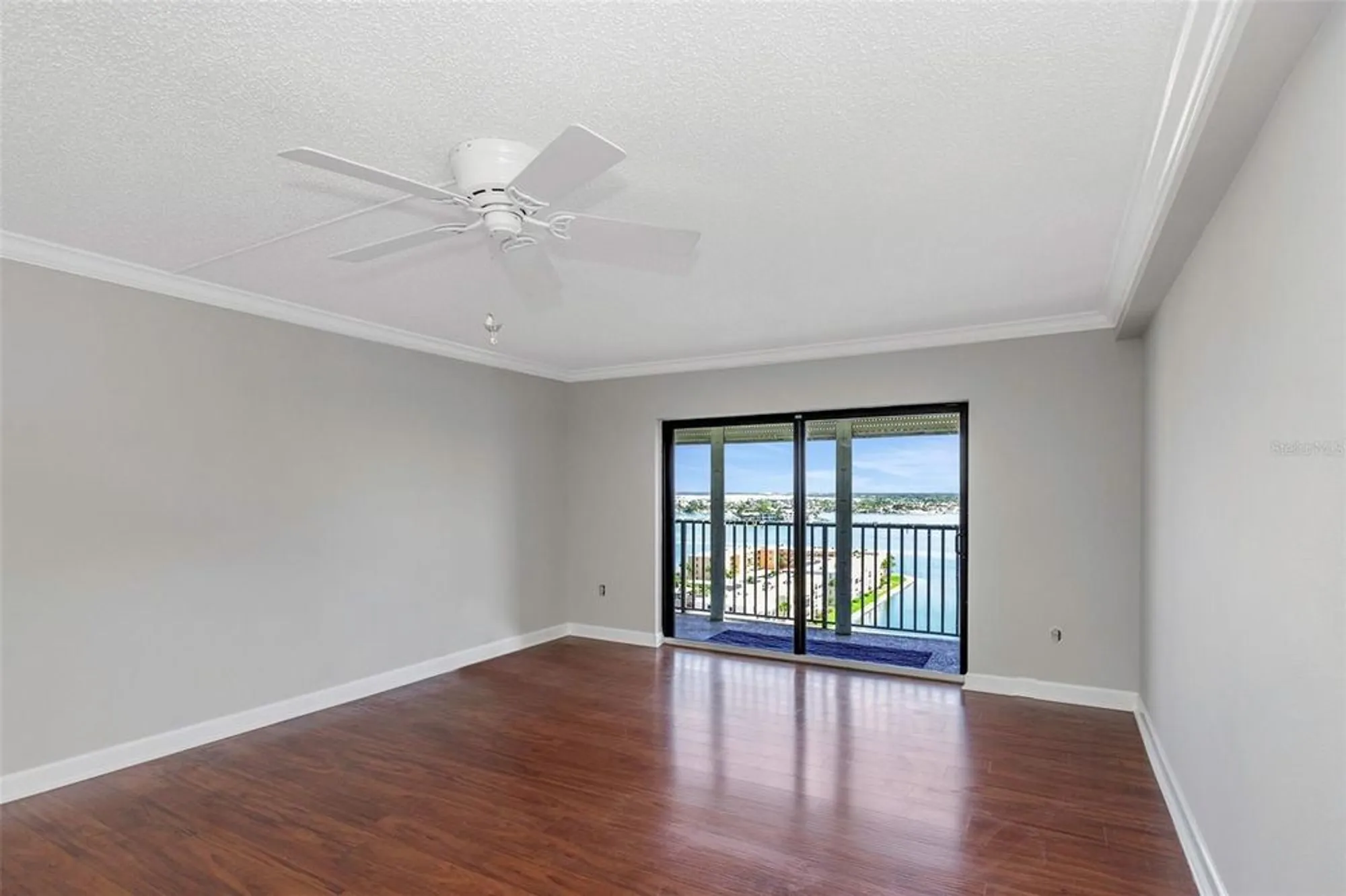 Property Slideshow image 34 of 65 | 7300 sun island dr s apt 1505, South Pasadena, FL, 33707