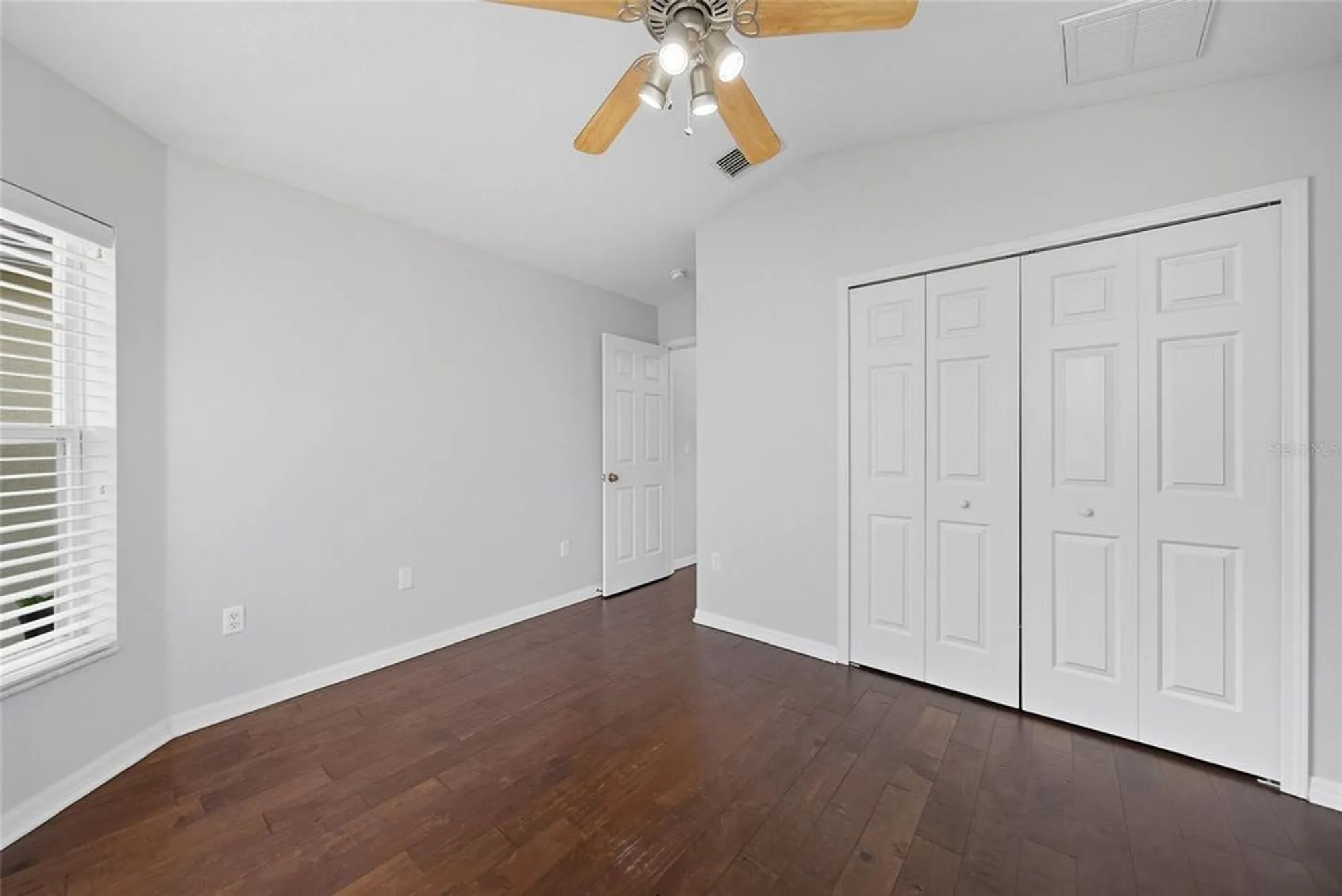 Property Slideshow image 7 of 43 | 9427 rolling cir, San Antonio, FL, 33576