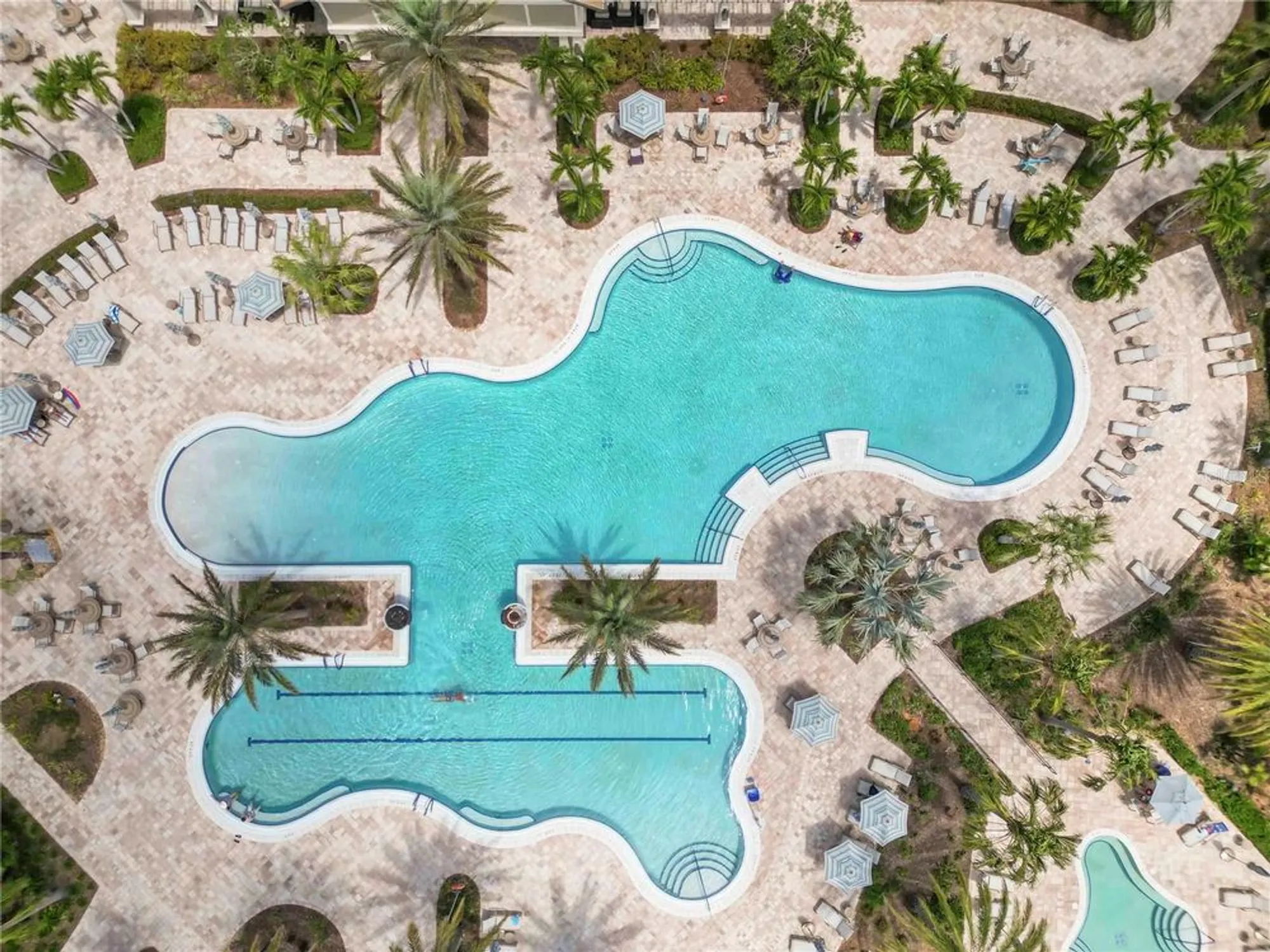 Property Slideshow image 64 of 83 | 7327 summerland cv, Bradenton, FL, 34202