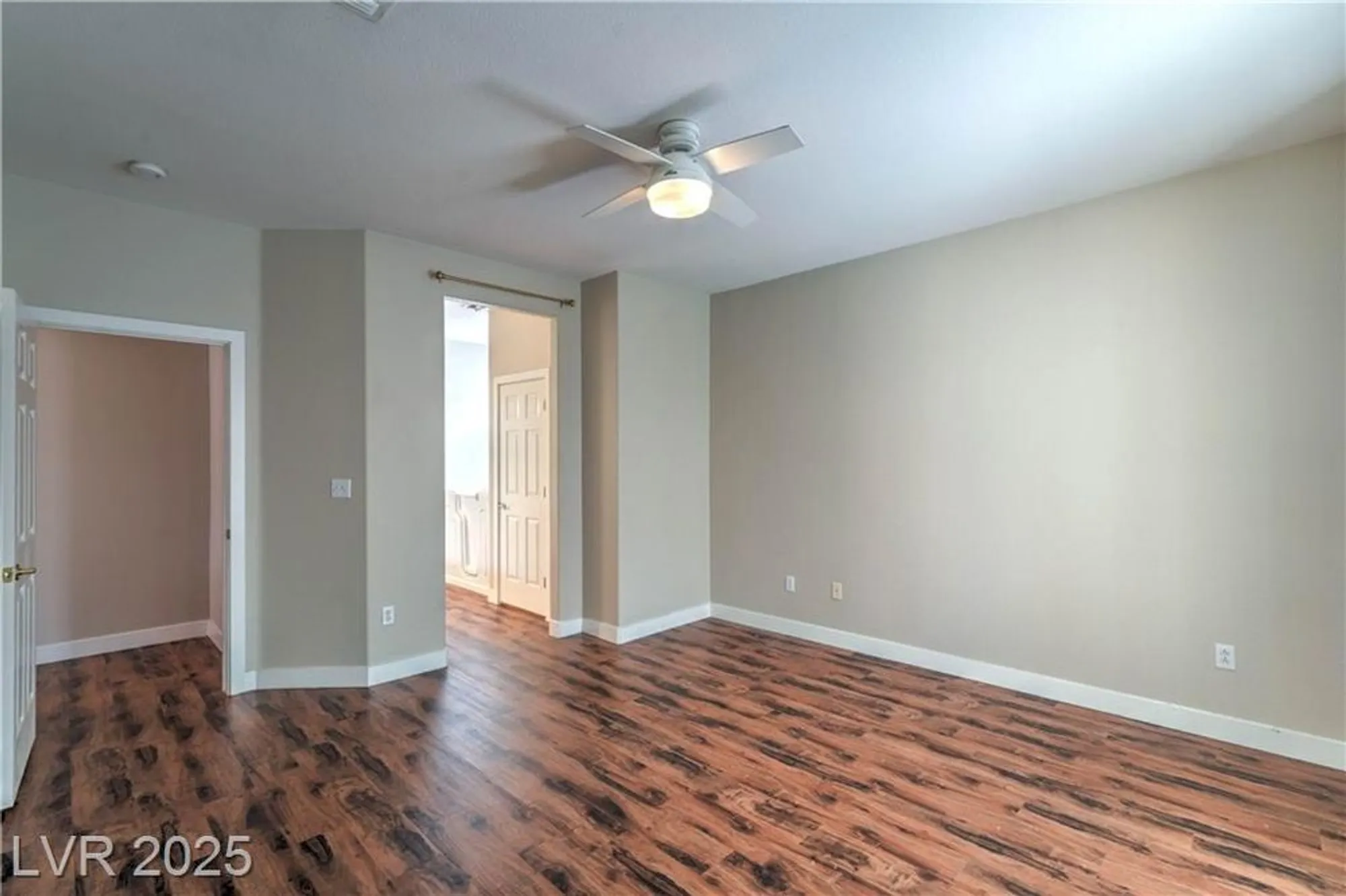 Property Slideshow image 9 of 21 | 2085 desert woods dr, Henderson, NV, 89012