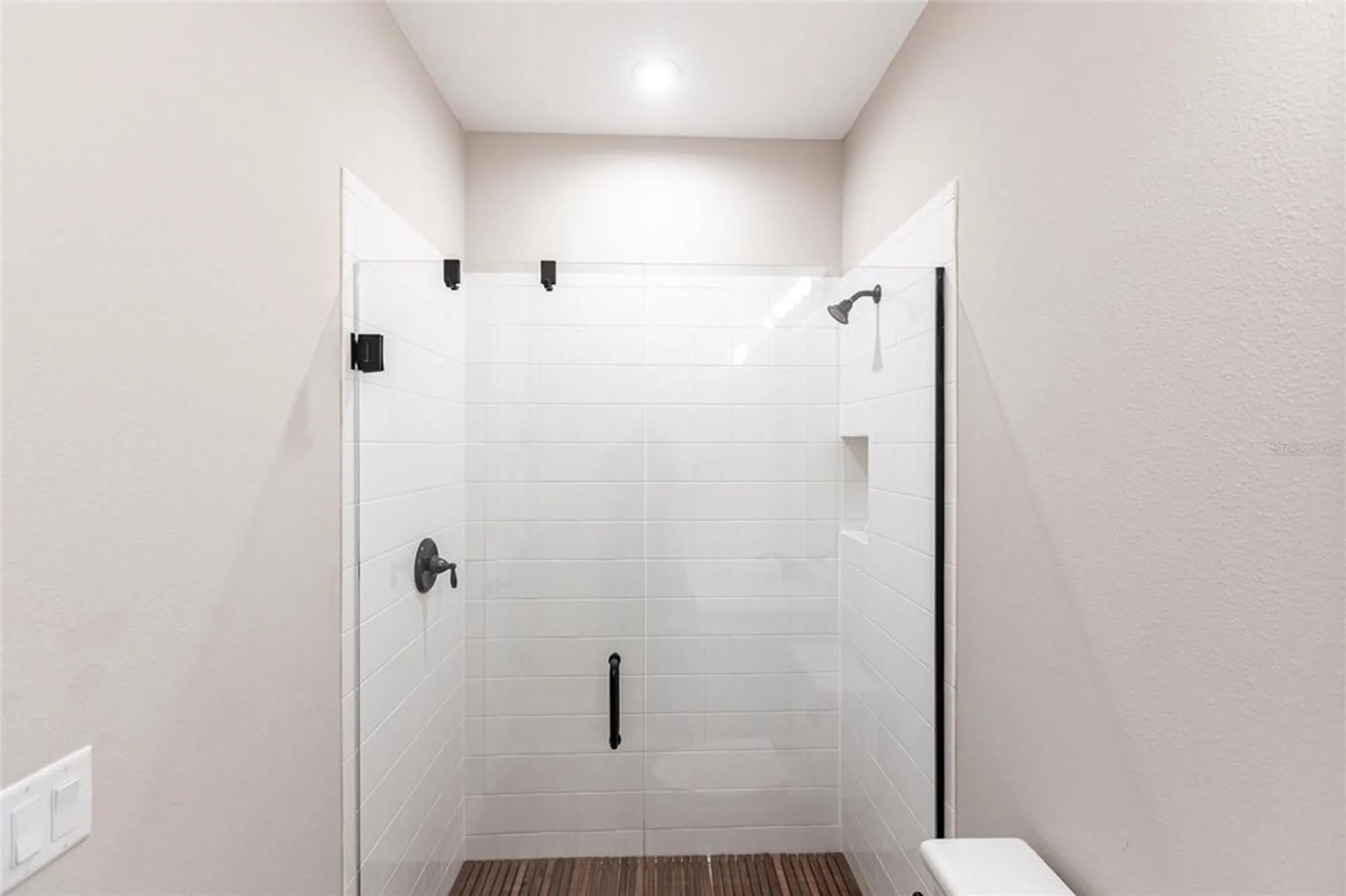 Property Slideshow image 18 of 37 | 16524 paynes mill dr, Bradenton, FL, 34211