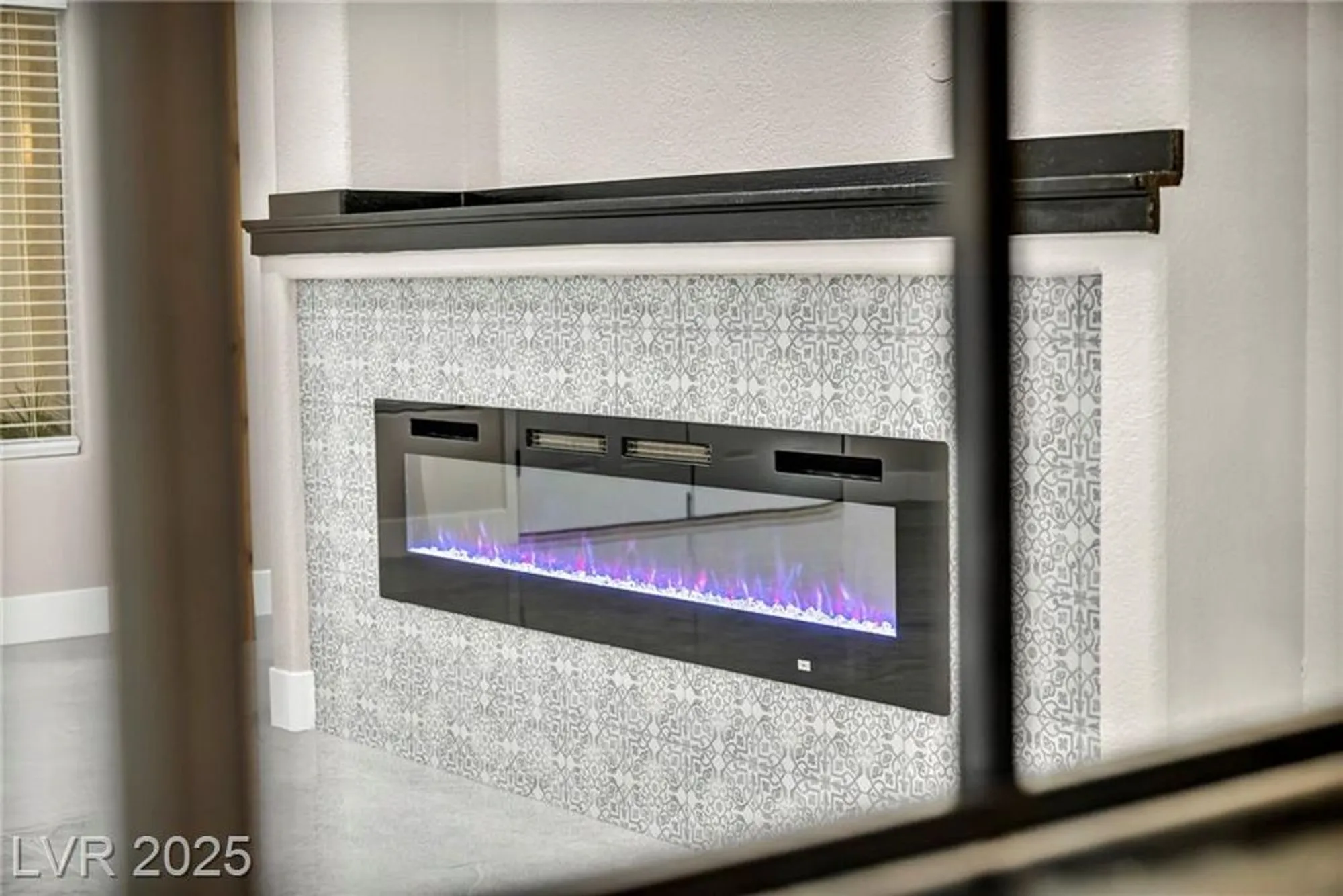 Property Slideshow image 26 of 70 | 2920 crown ridge dr, Las Vegas, NV, 89134